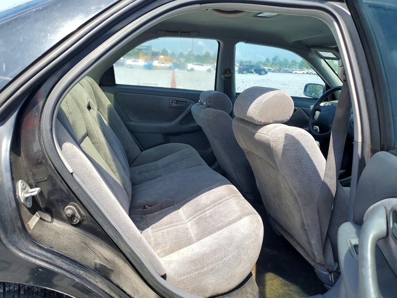 1998 Toyota Camry Le V6 Black vin: 4T1BF22K4WU043075