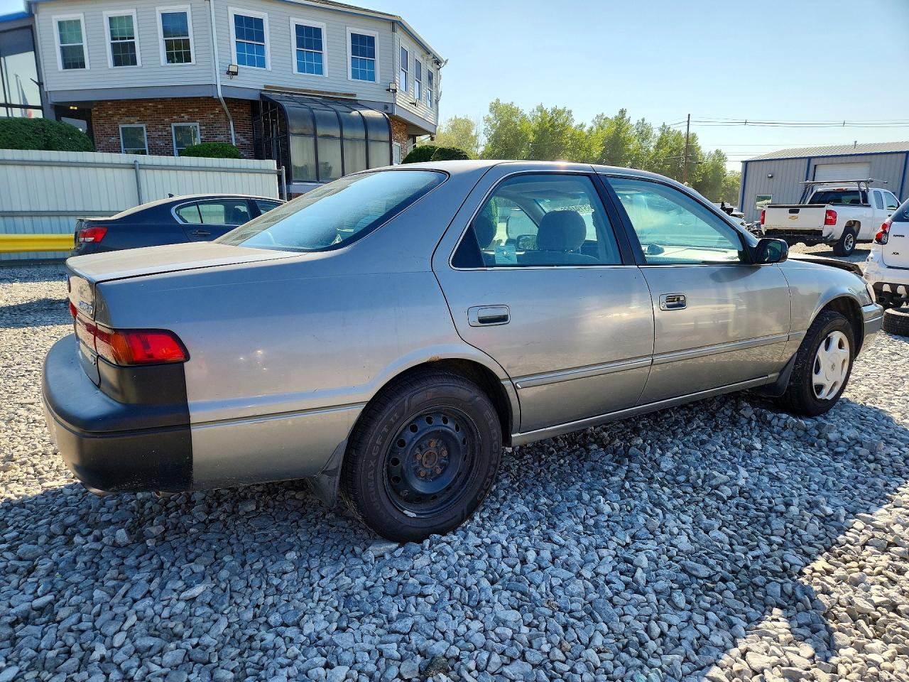 1998 Toyota Camry Le V6 Gray vin: 4T1BF22K4WU074360