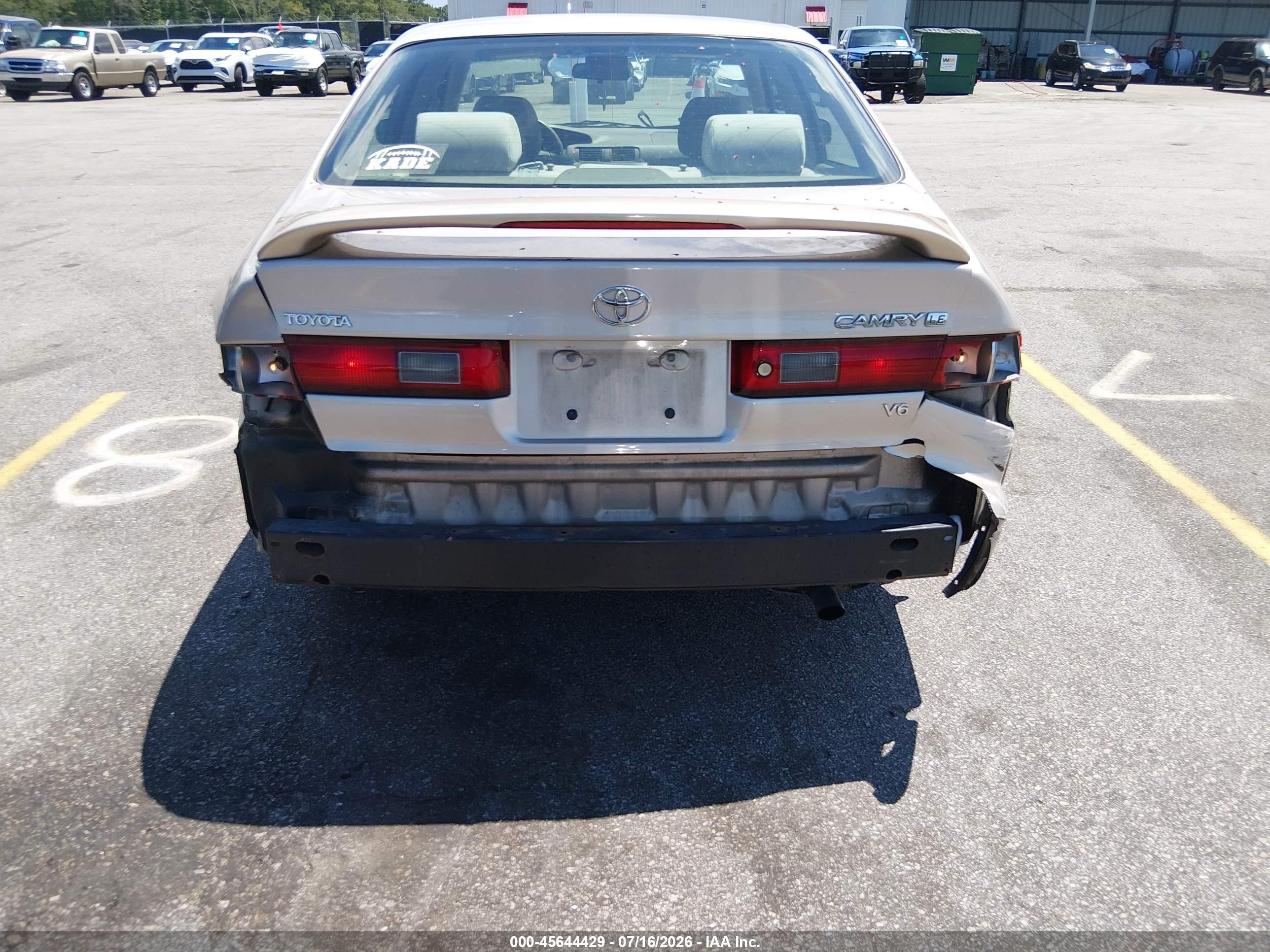 1999 Toyota Camry Le V6 Beige vin: 4T1BF22K4XU079219