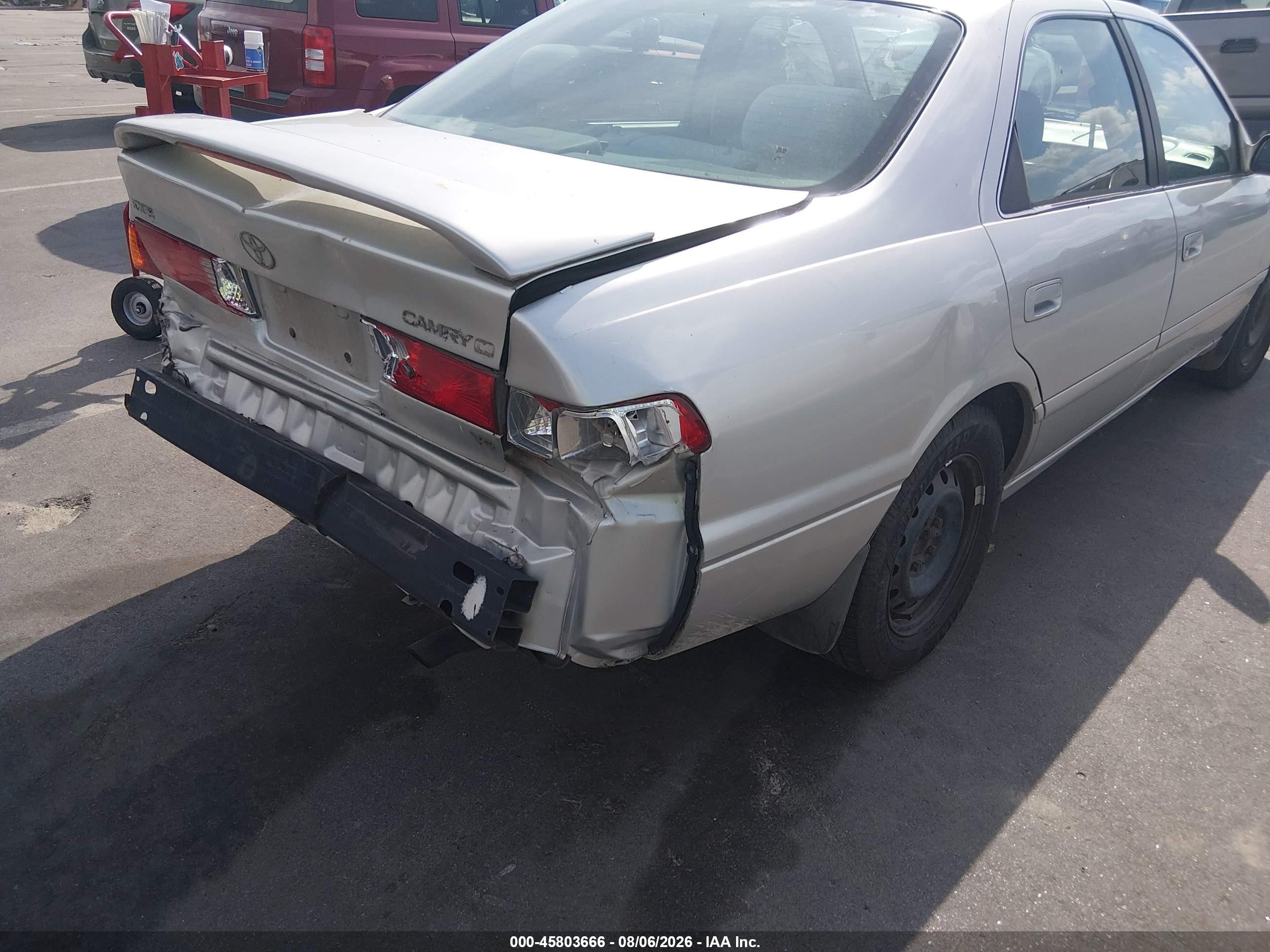 2000 Toyota Camry Le V6 Silver vin: 4T1BF22K4YU099326