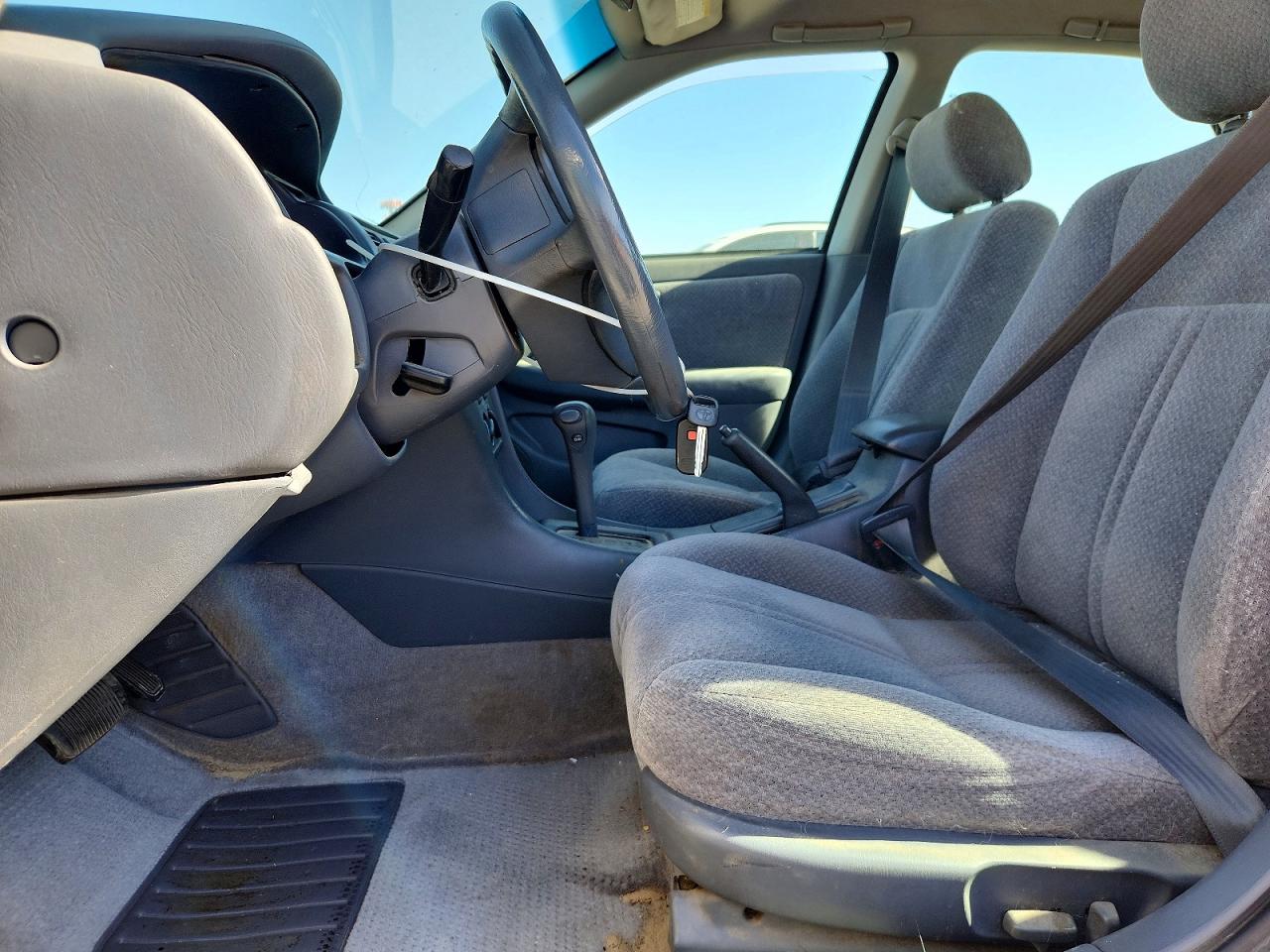 2000 Toyota Camry Le V6 Silver vin: 4T1BF22K4YU100720