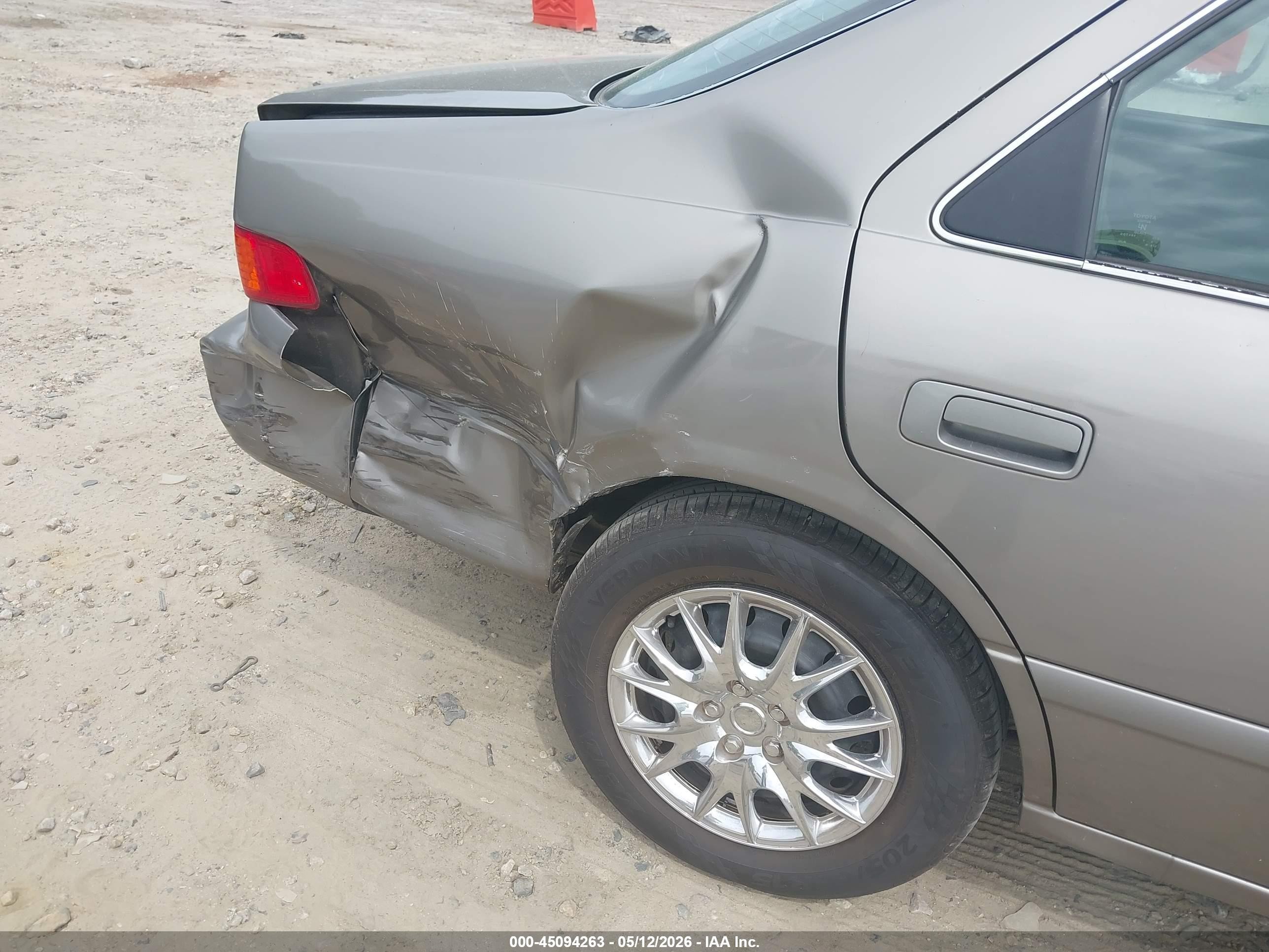 2001 Toyota Camry Le V6 Gray vin: 4T1BF22K51U122764