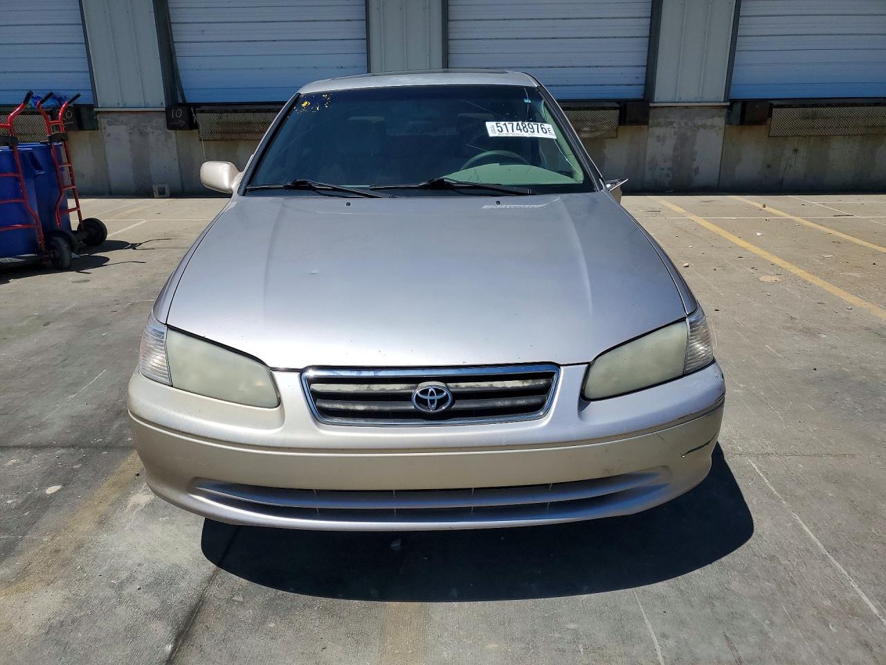 2001 Toyota Camry Le V6 Beige vin: 4T1BF22K51U961443
