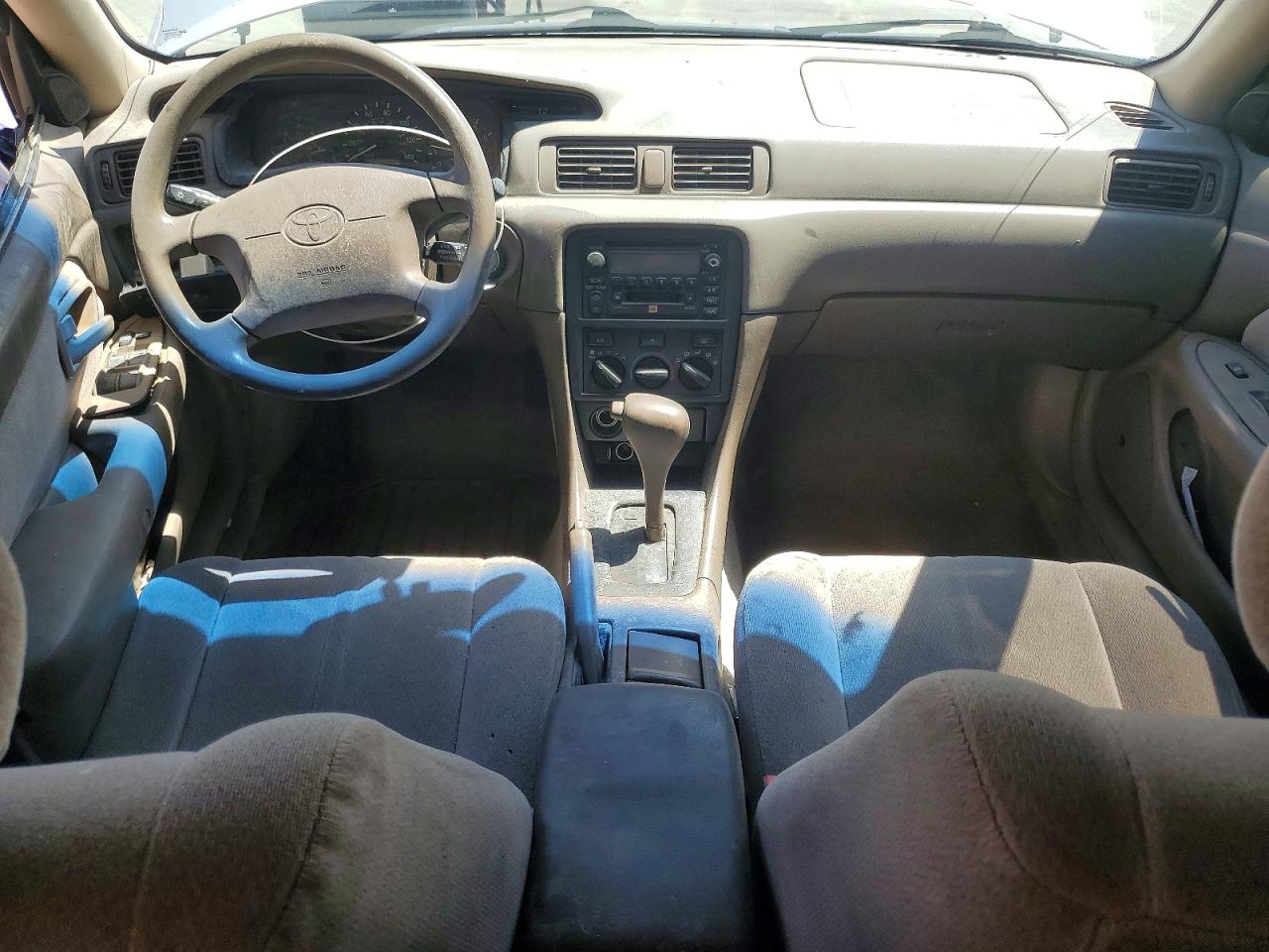 2001 Toyota Camry Le V6 Beige vin: 4T1BF22K51U961443