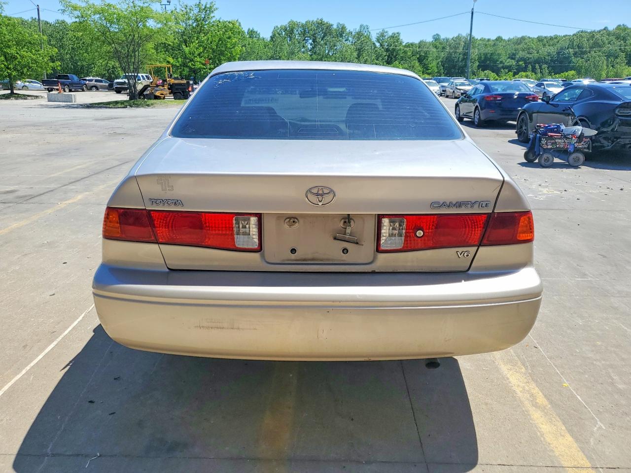 2001 Toyota Camry Le V6 Beige vin: 4T1BF22K51U961443