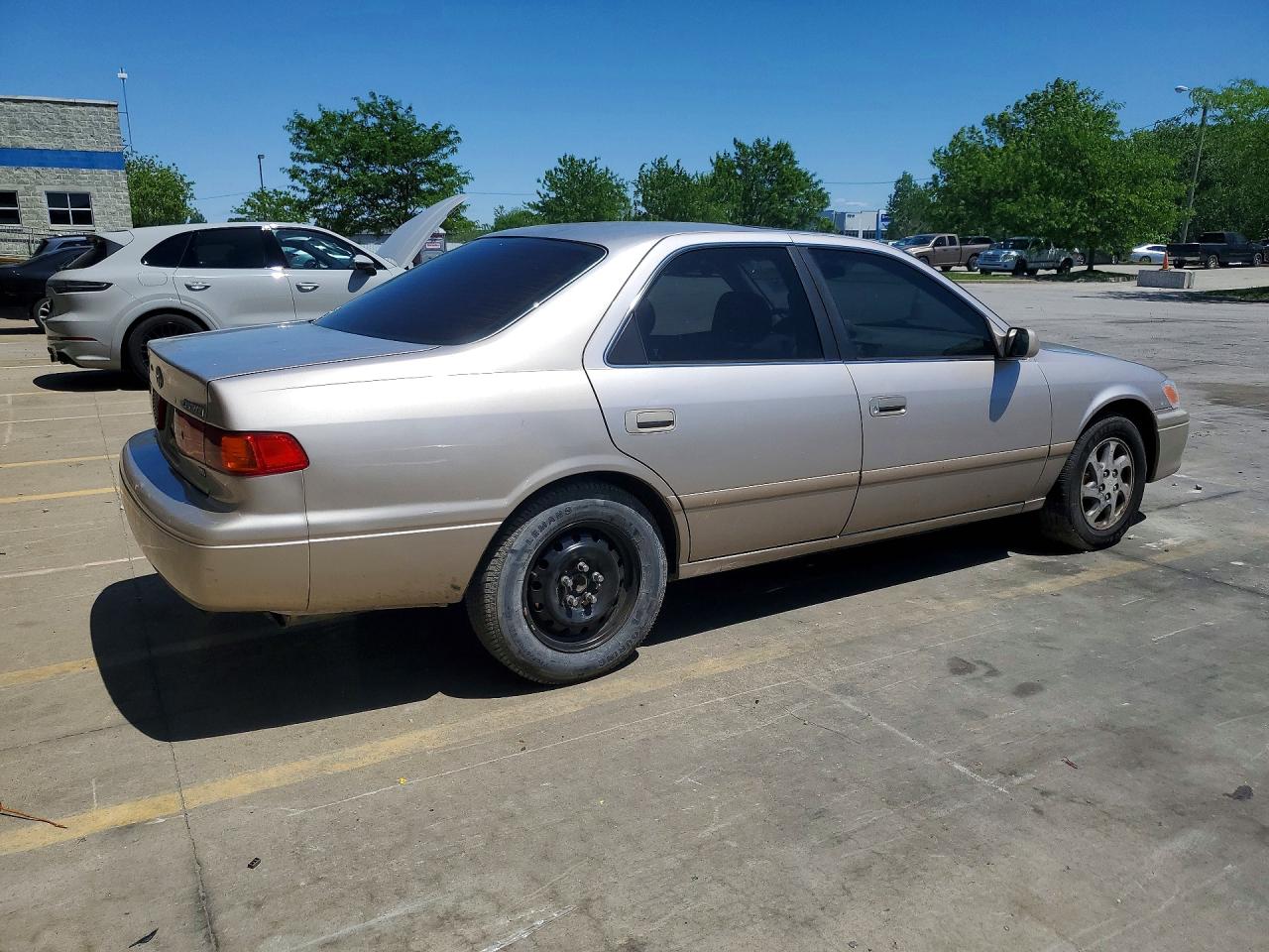 2001 Toyota Camry Le V6 Beige vin: 4T1BF22K51U961443