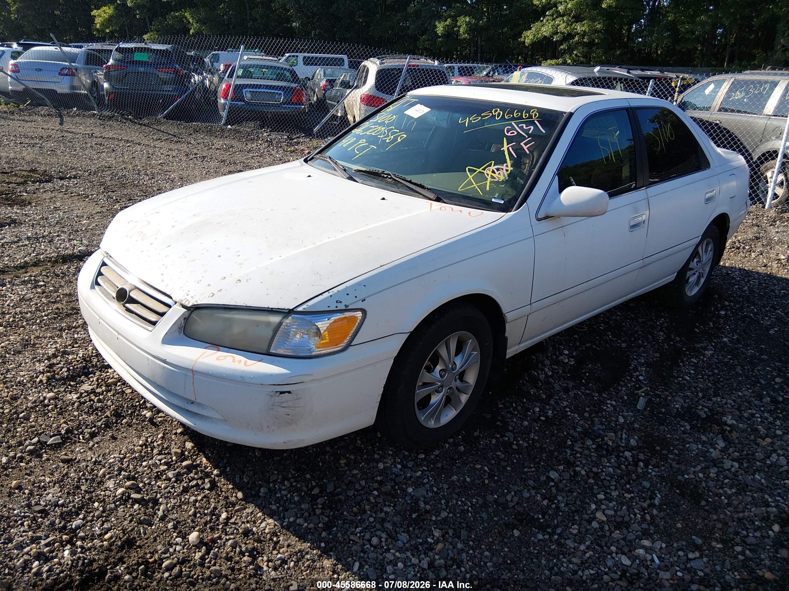 2000 Toyota Camry Le V6 White vin: 4T1BF22K5YU939145