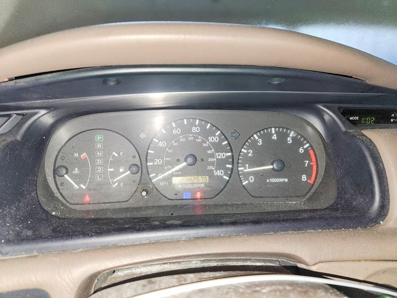 2000 Toyota Camry Le V6 Gold vin: 4T1BF22K5YU950159