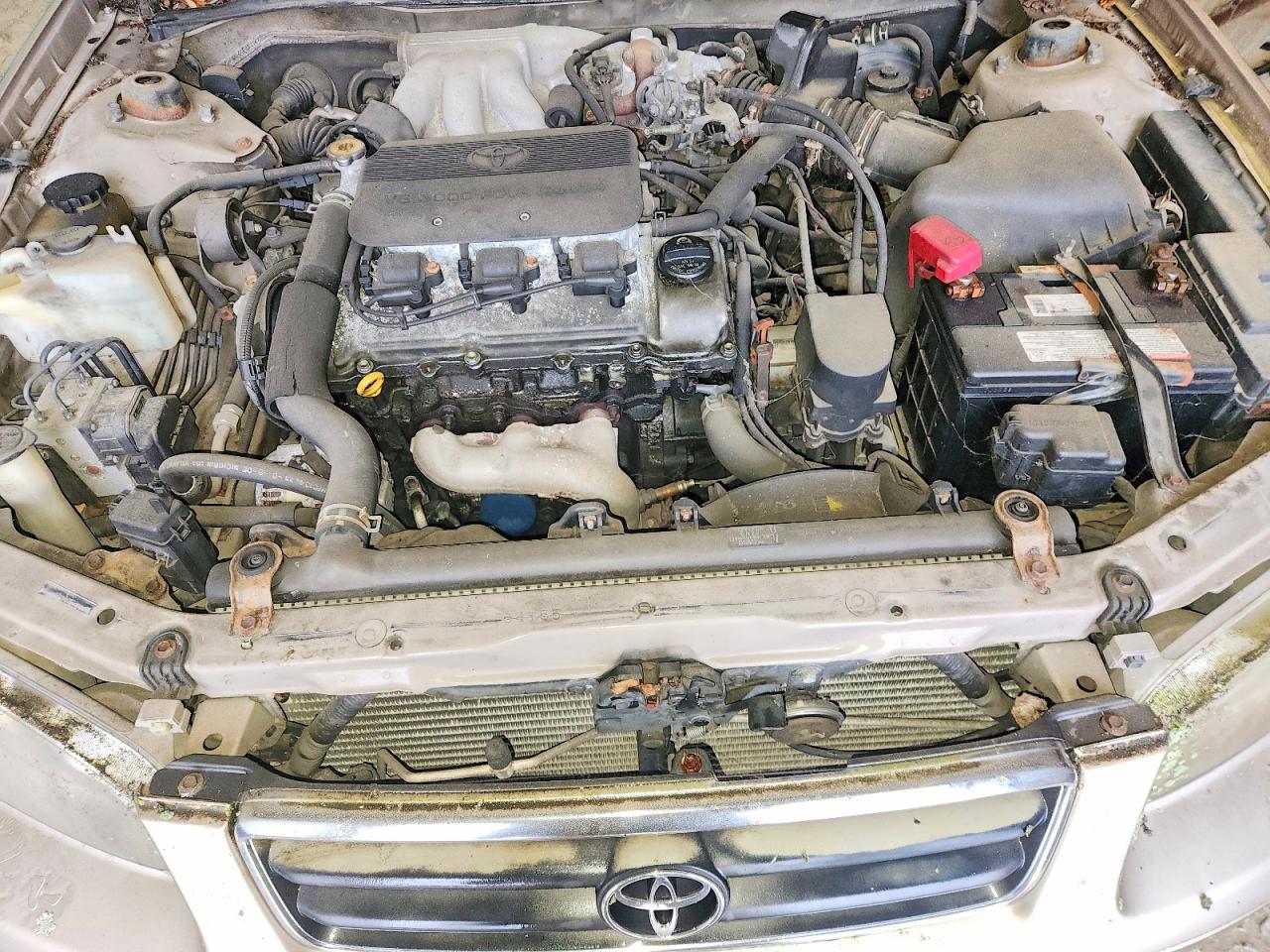 2000 Toyota Camry Le V6 Gold vin: 4T1BF22K5YU950159
