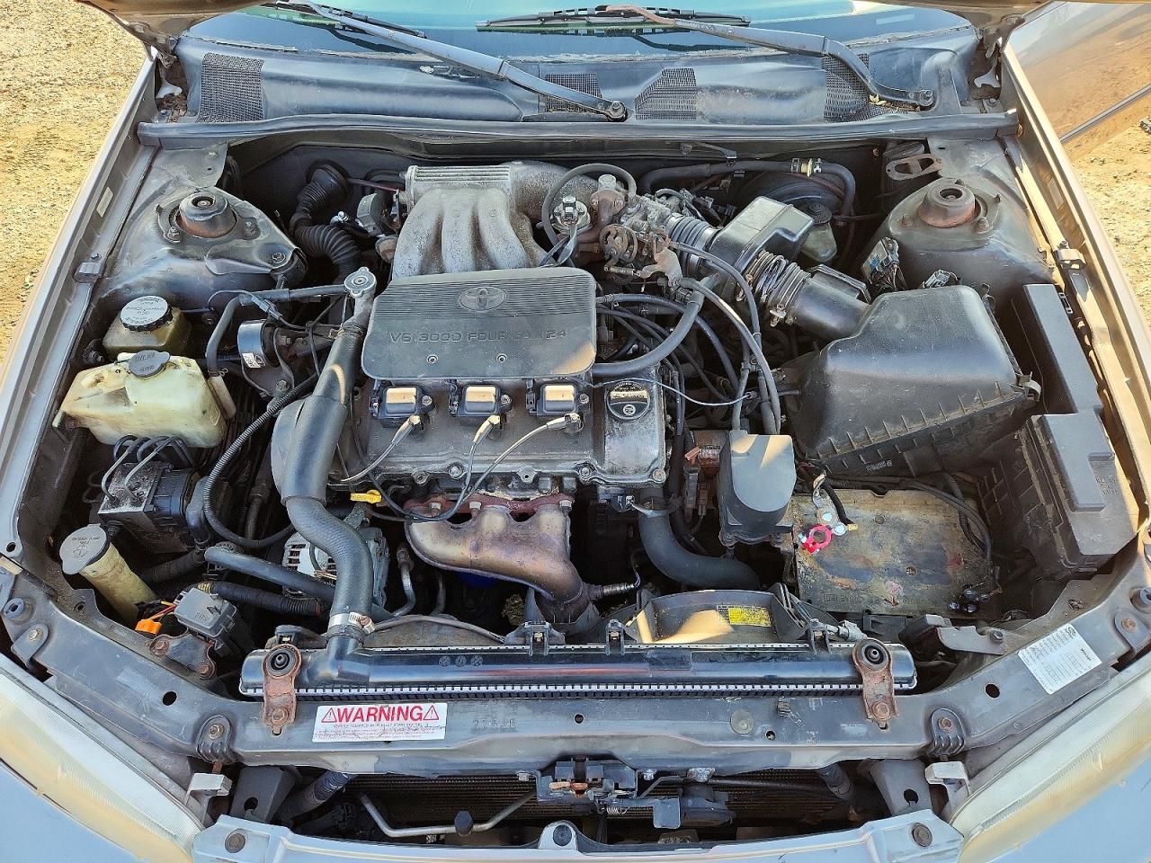 1998 Toyota Camry Le V6 Beige vin: 4T1BF22K6WU060654