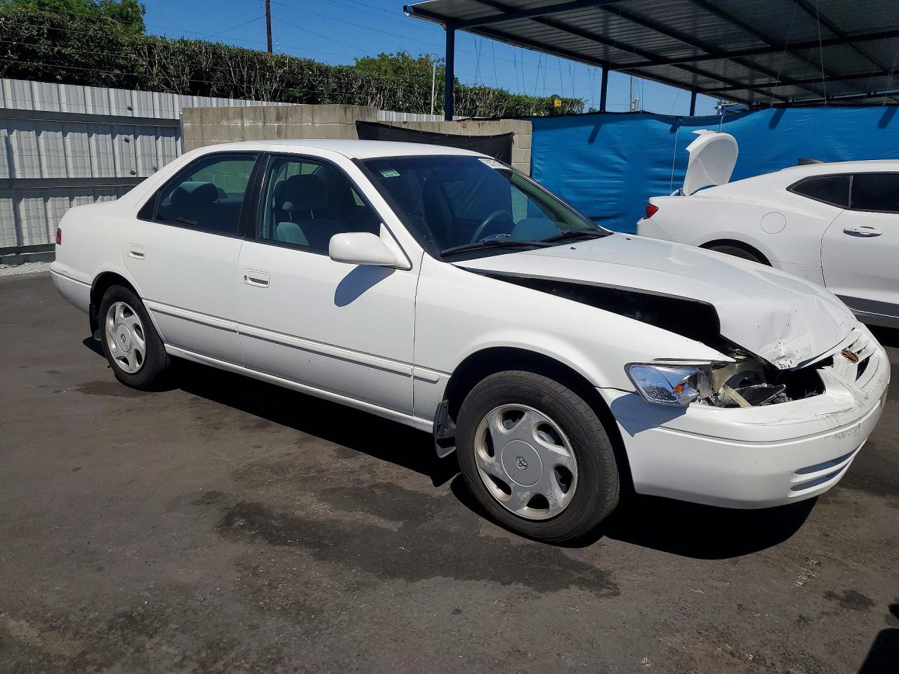 1999 Toyota Camry Le V6 White vin: 4T1BF22K6XU076936