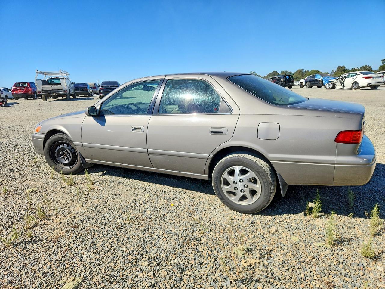 2000 Toyota Camry Le V6 Tan vin: 4T1BF22K6YU112044