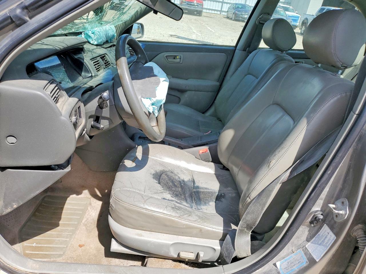 2001 Toyota Camry Le V6 Желто-коричневый vin: 4T1BF22K71U116142