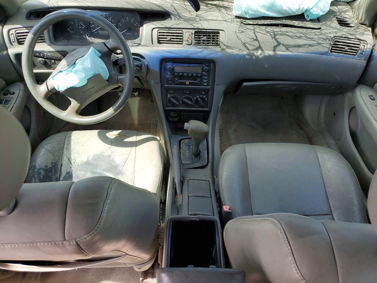 2001 Toyota Camry Le V6 Желто-коричневый vin: 4T1BF22K71U116142