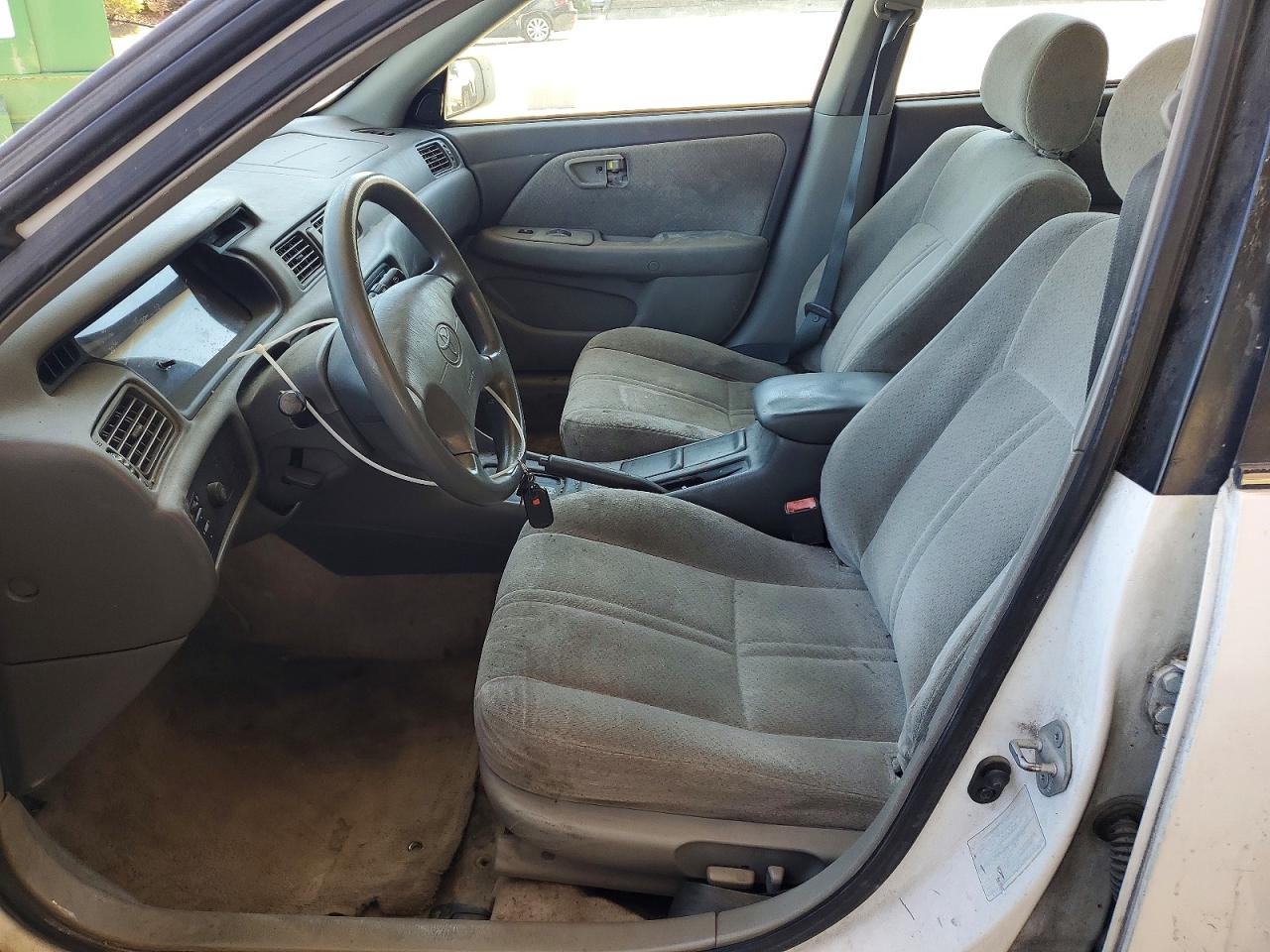 2001 Toyota Camry Le Белый vin: 4T1BF22K71U964179