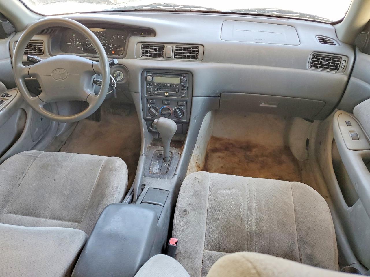 2001 Toyota Camry Le Белый vin: 4T1BF22K71U964179