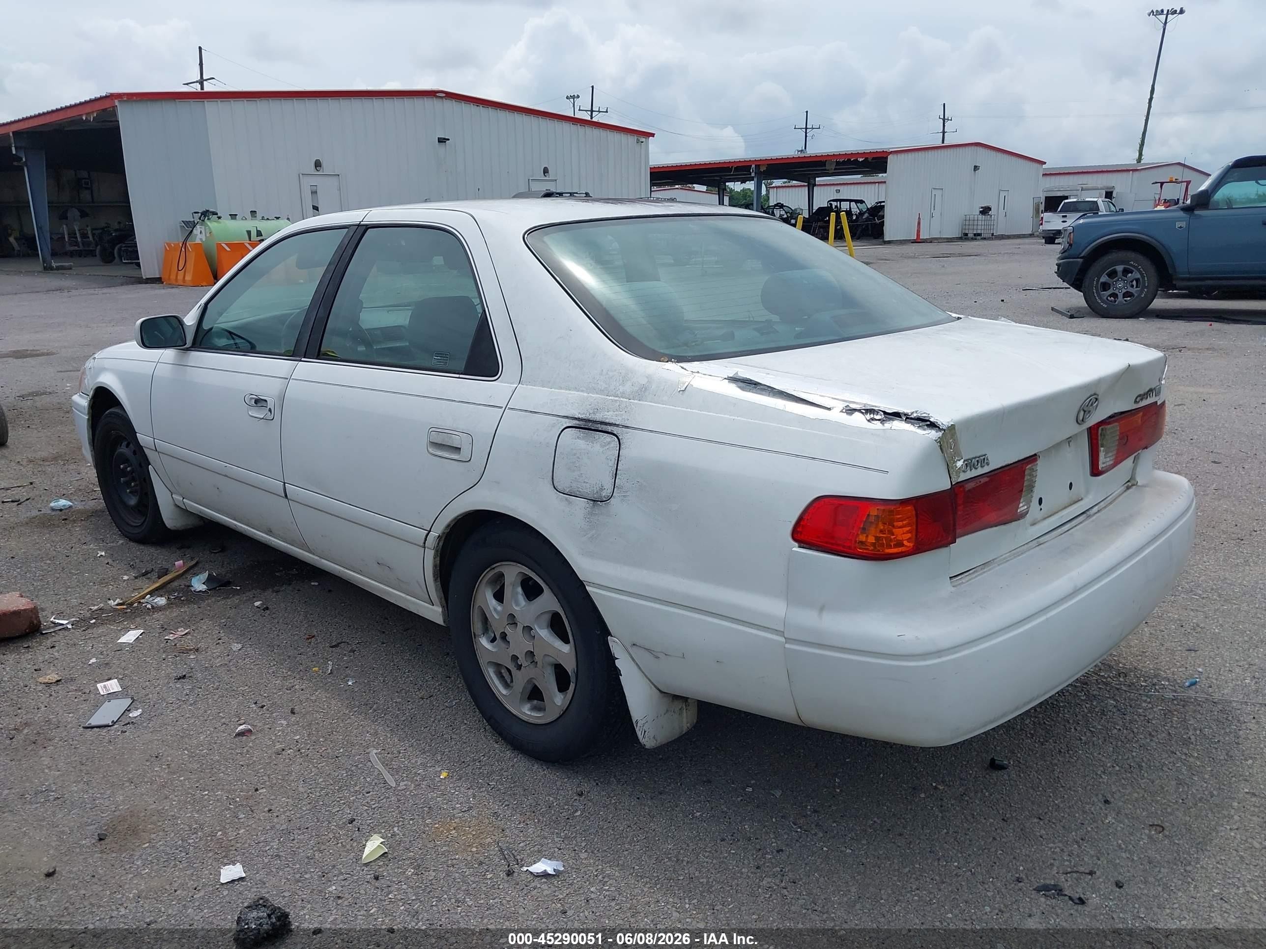 2000 Toyota Camry Le V6 Белый vin: 4T1BF22K7YU948574