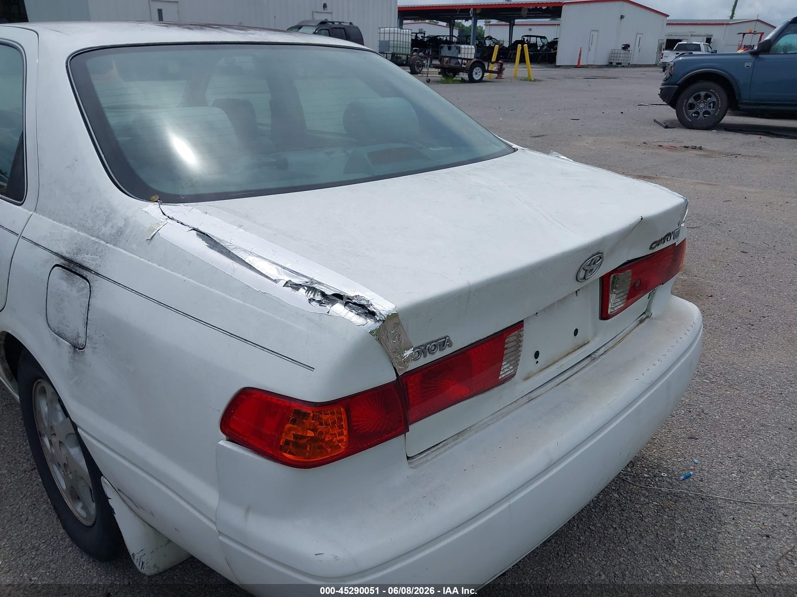 2000 Toyota Camry Le V6 Белый vin: 4T1BF22K7YU948574