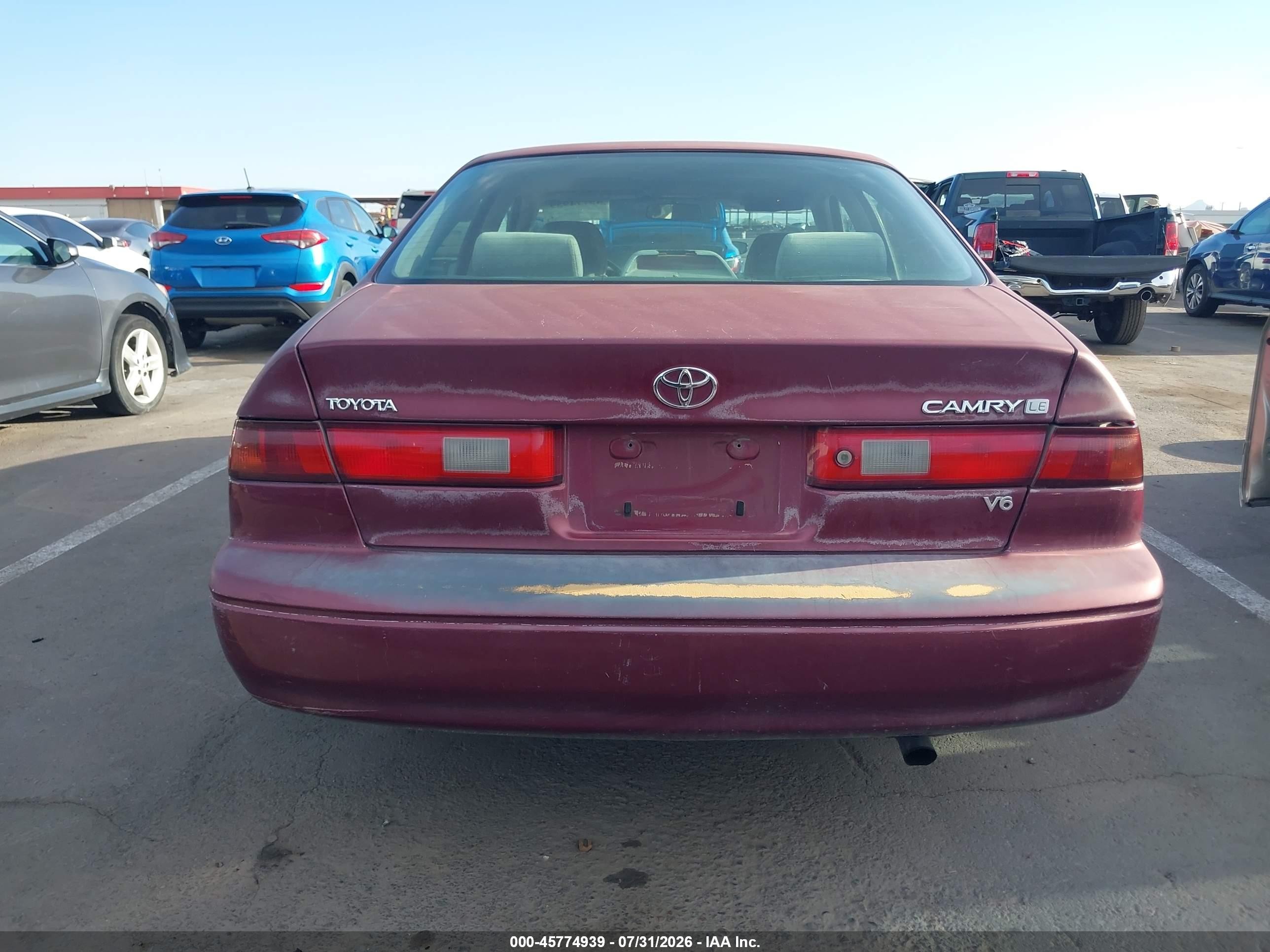 1997 Toyota Camry Le V6 Red vin: 4T1BF22K8VU019943