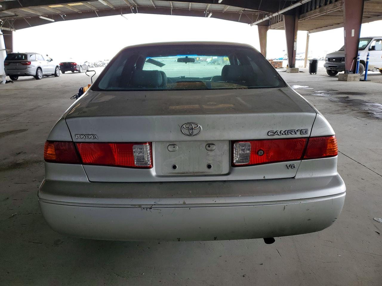 2000 Toyota Camry Le V6 Золотой vin: 4T1BF22K8YU100901