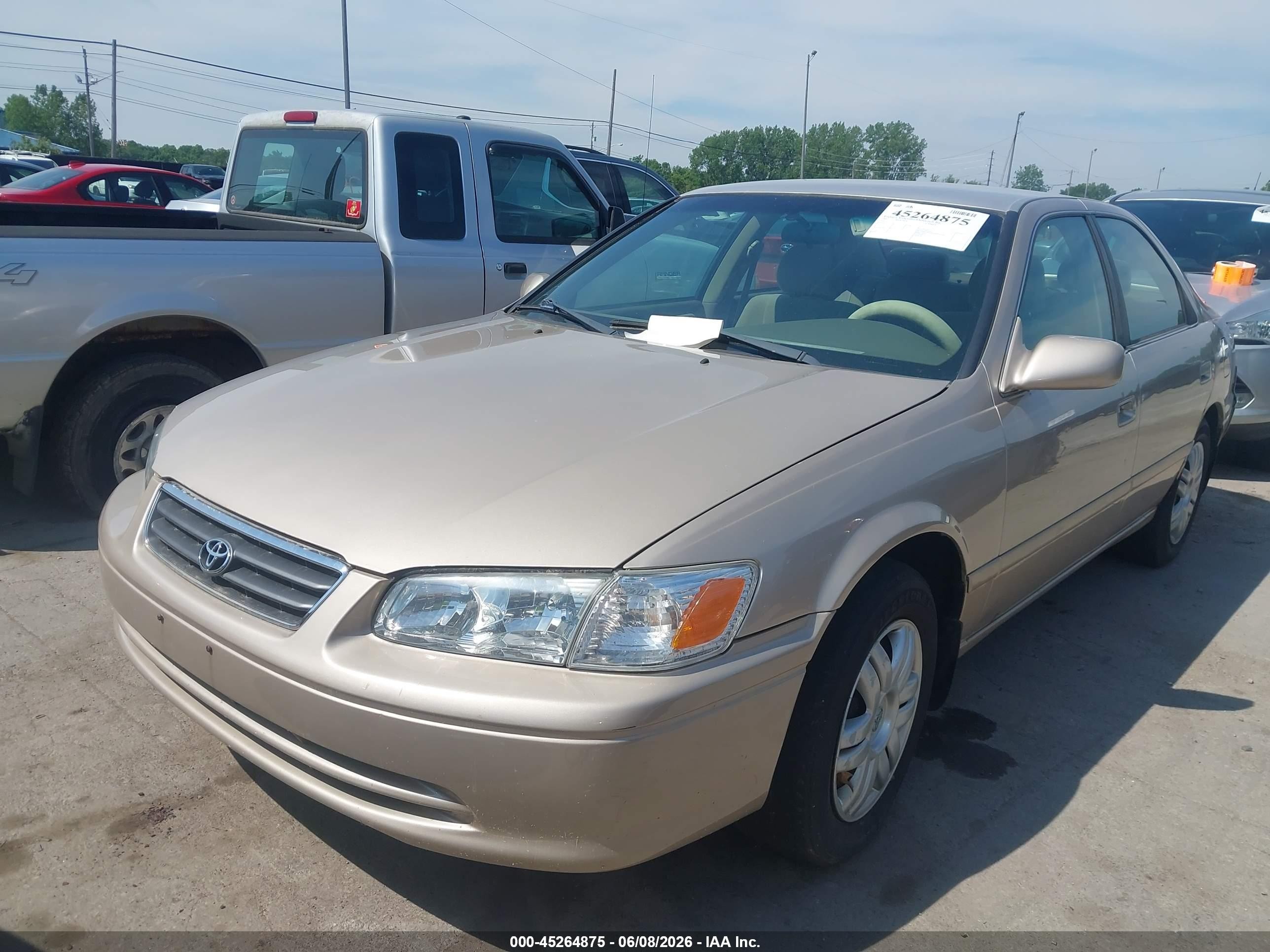 2001 Toyota Camry Le/xle Gold vin: 4T1BF22K91U119592