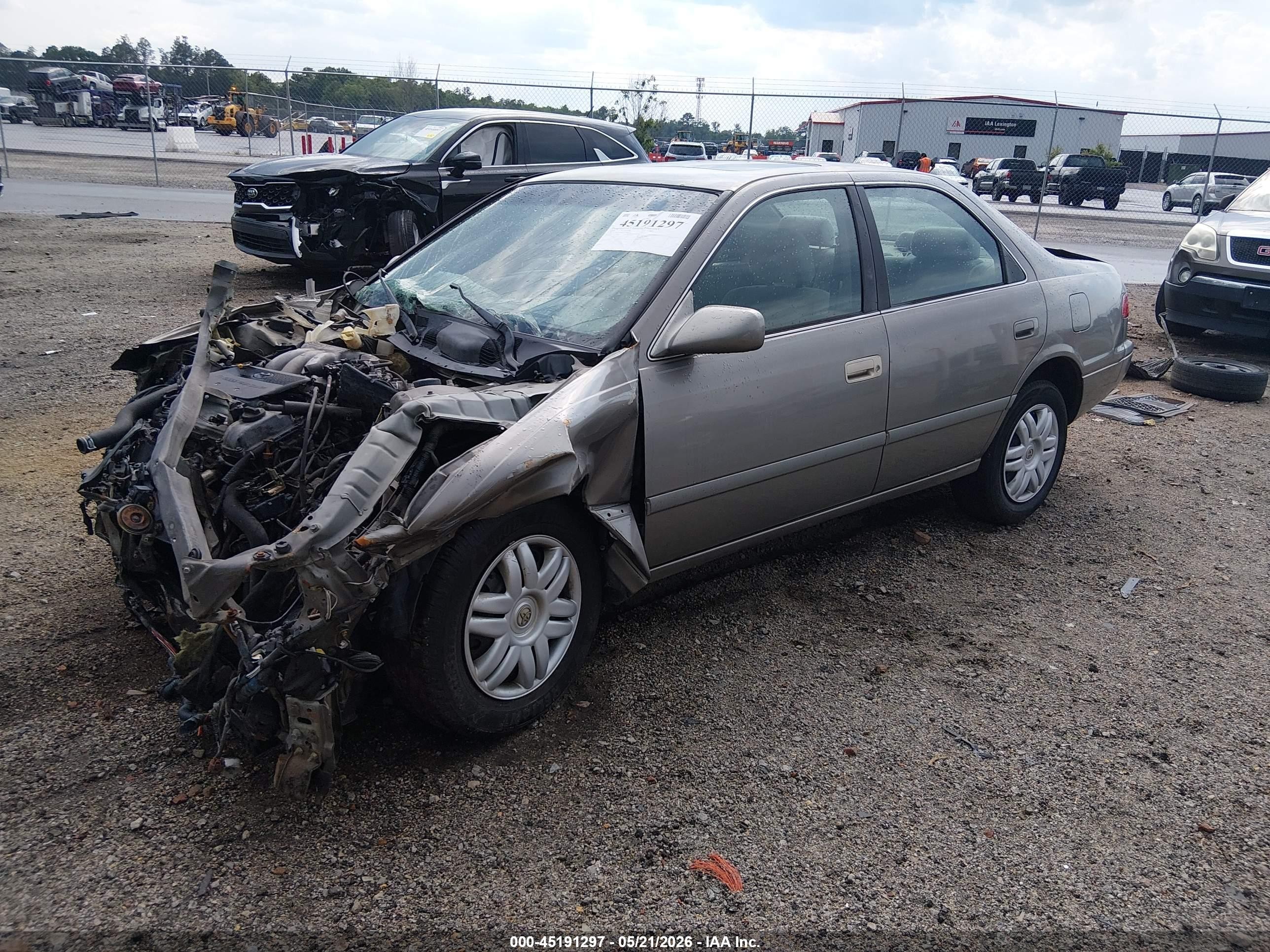 2001 Toyota Camry Le V6 Brown vin: 4T1BF22K91U125960