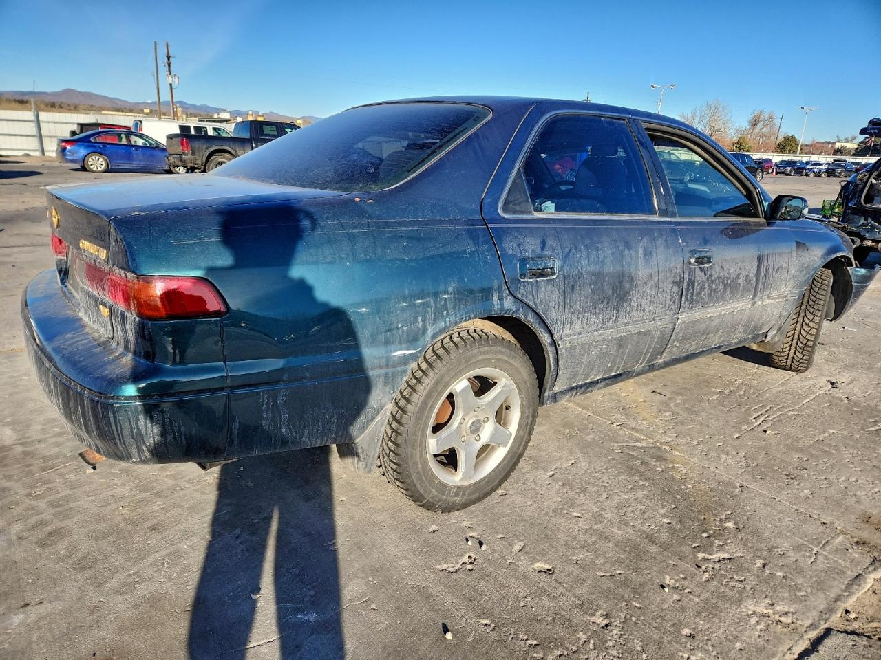 1997 Toyota Camry Ce Green vin: 4T1BF22KXVU900997