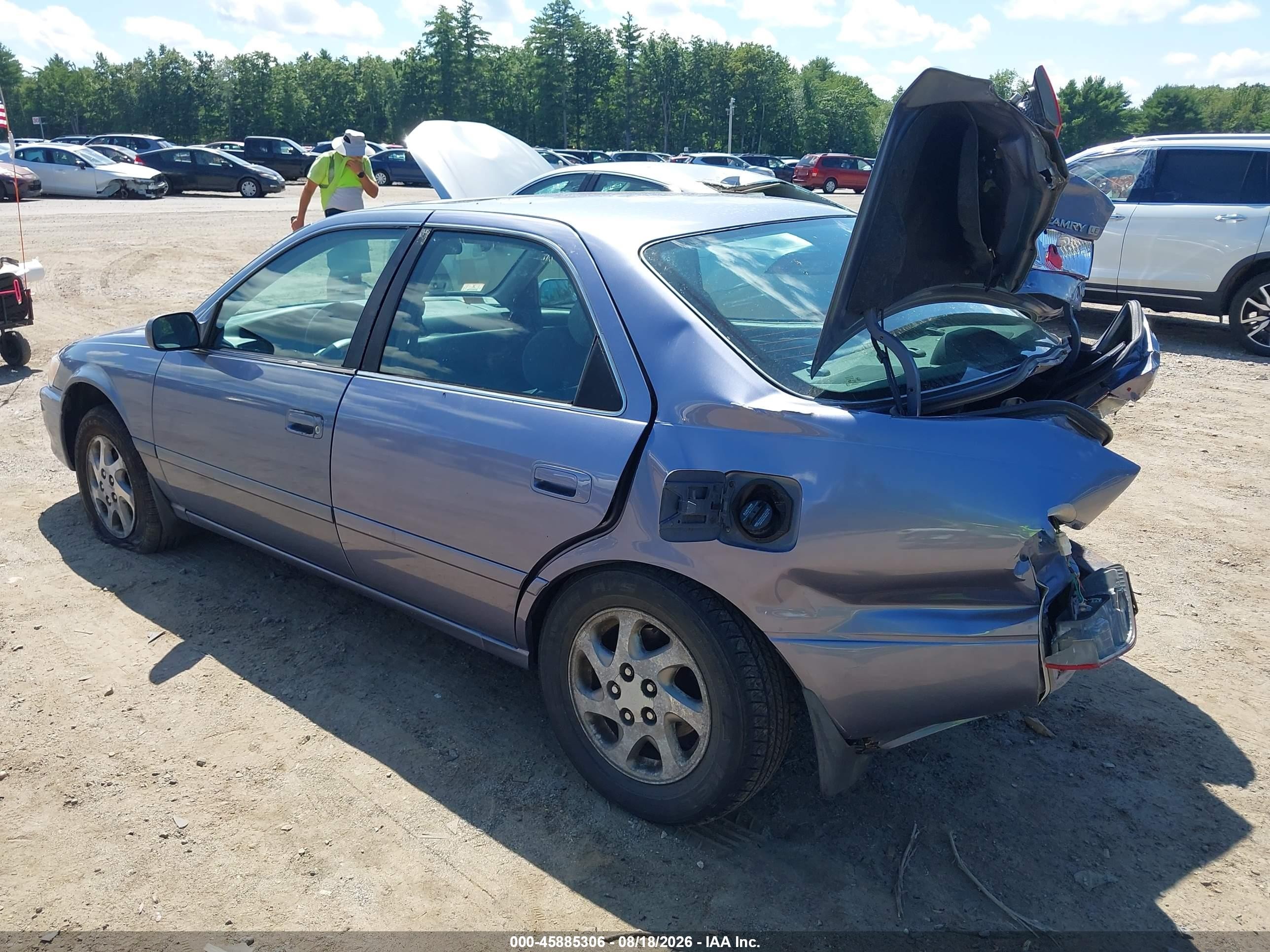 2000 Toyota Camry Le V6 Blue vin: 4T1BF22KXYU097760