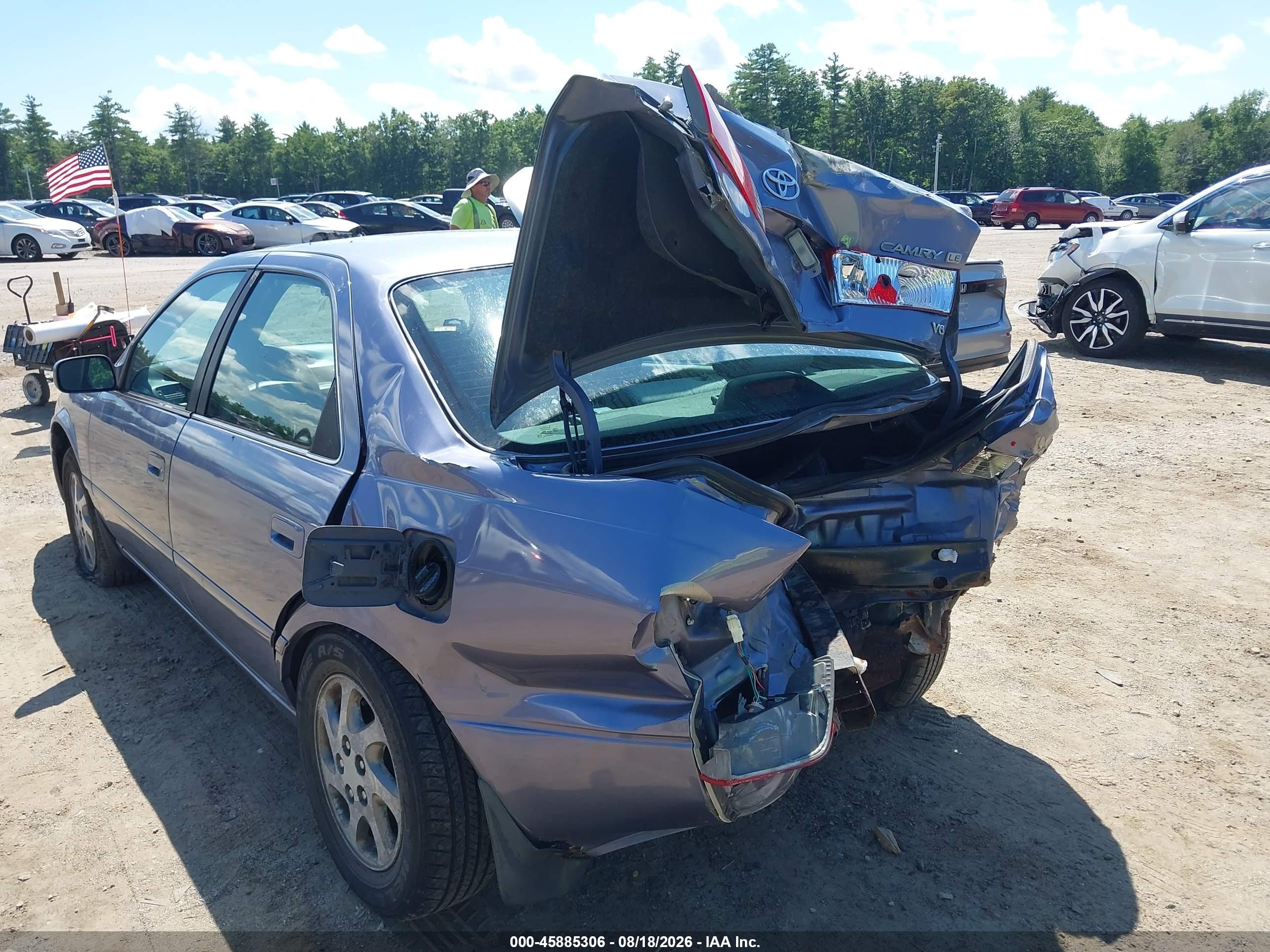 2000 Toyota Camry Le V6 Blue vin: 4T1BF22KXYU097760