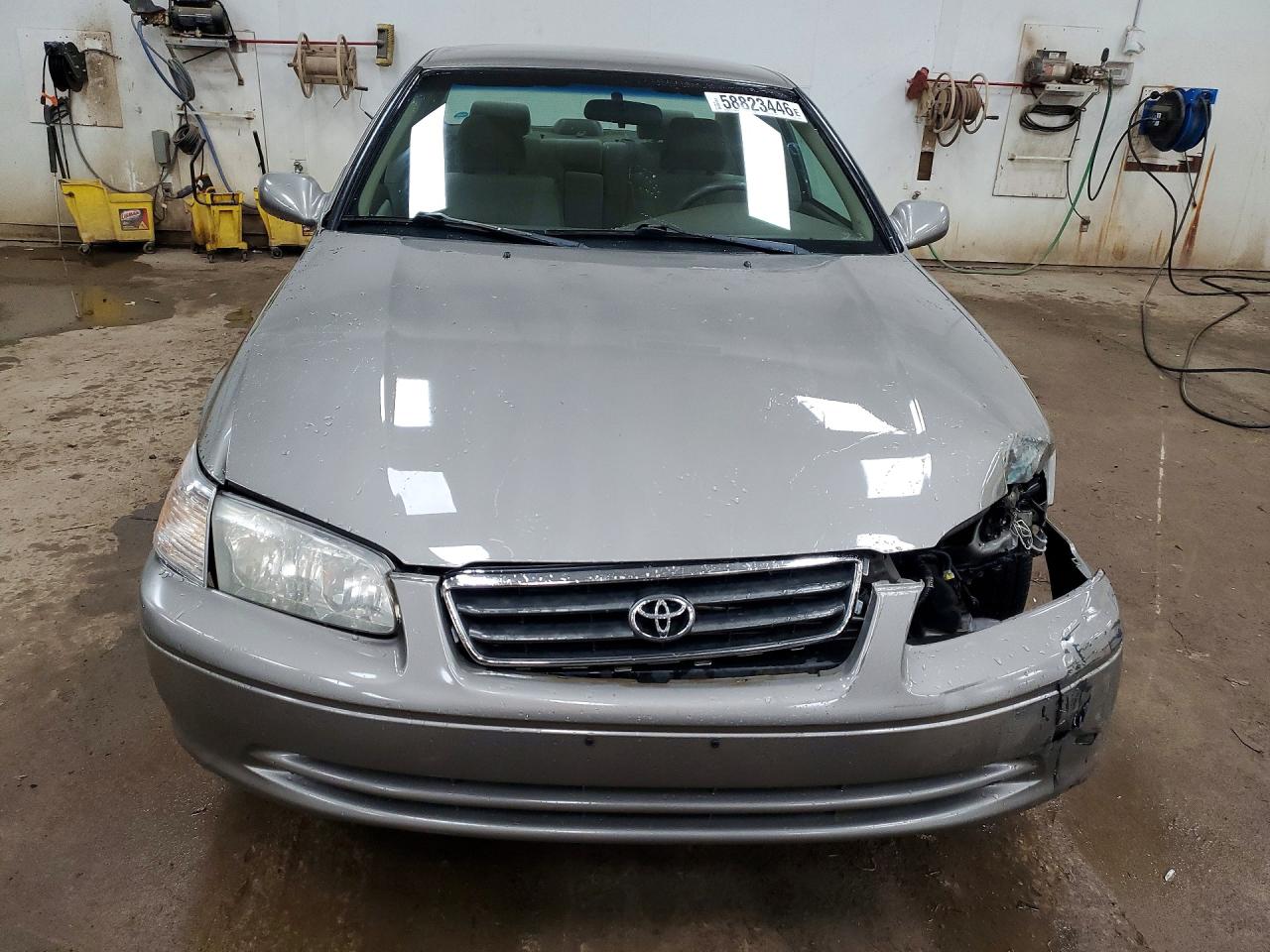 2000 Toyota Camry Le/xle Желто-коричневый vin: 4T1BF22KXYU113844