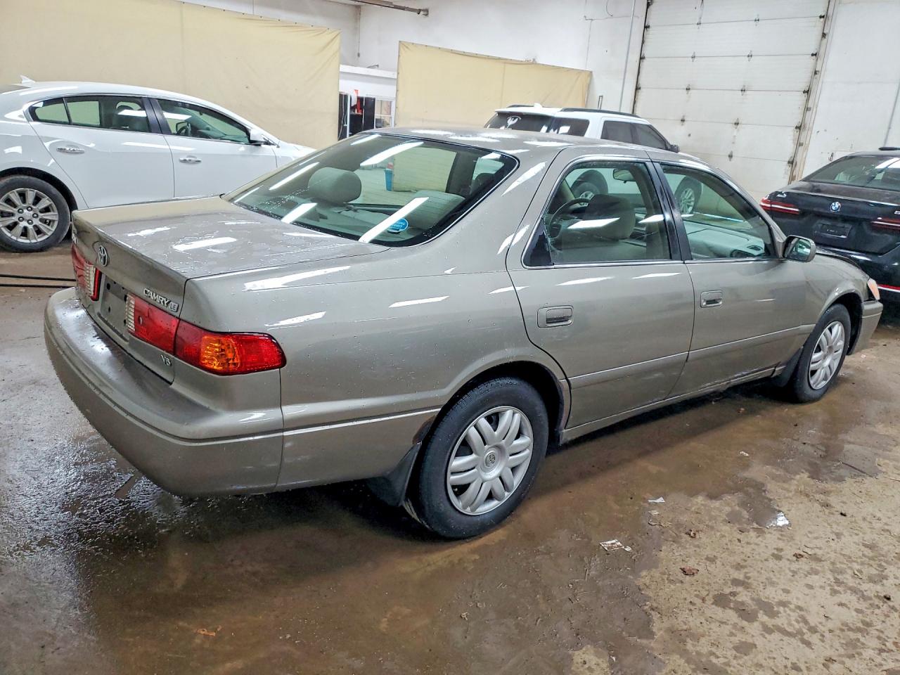 2000 Toyota Camry Le/xle Желто-коричневый vin: 4T1BF22KXYU113844