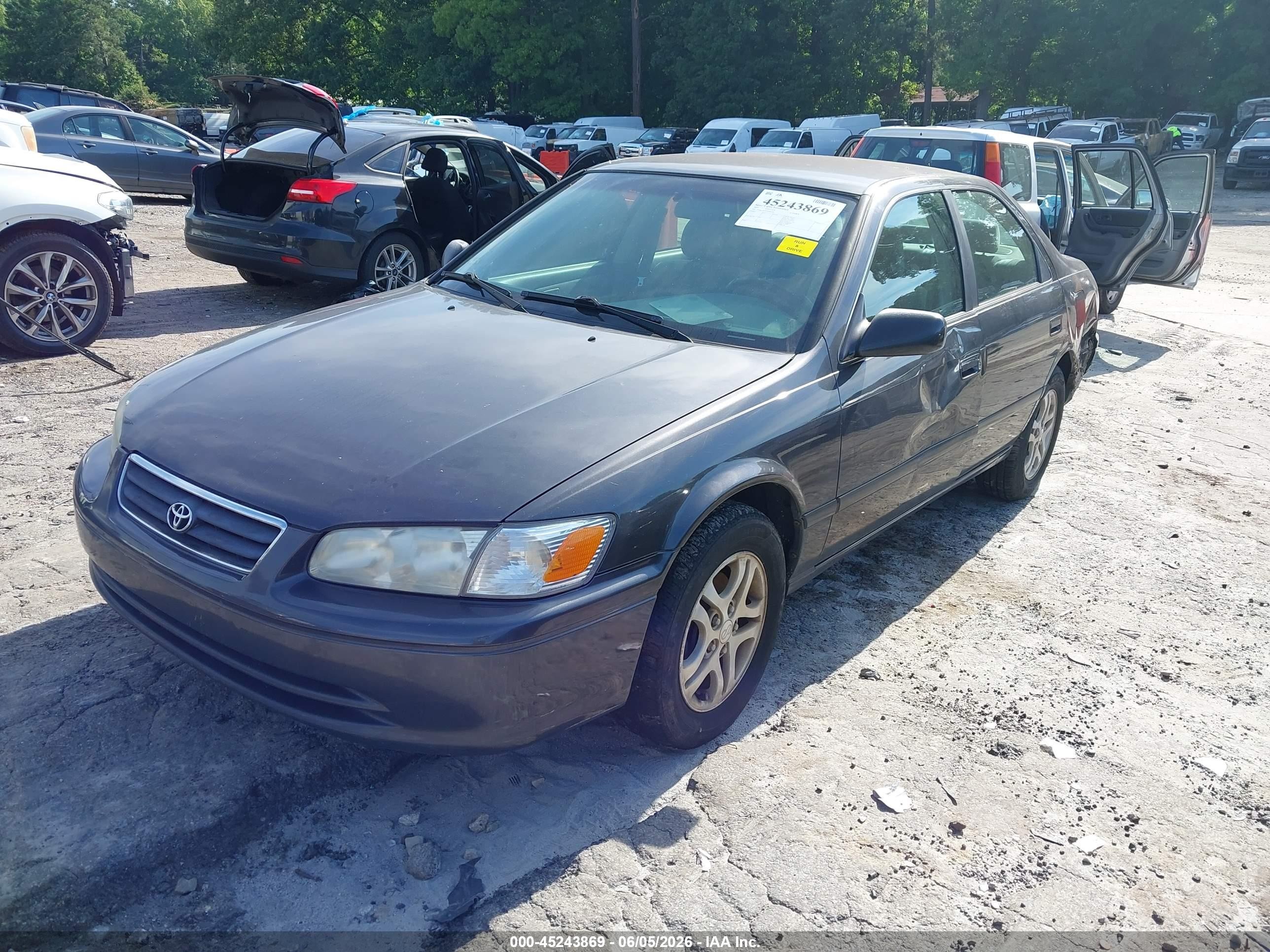 2000 Toyota Camry Le V6 Black vin: 4T1BF22KXYU943014