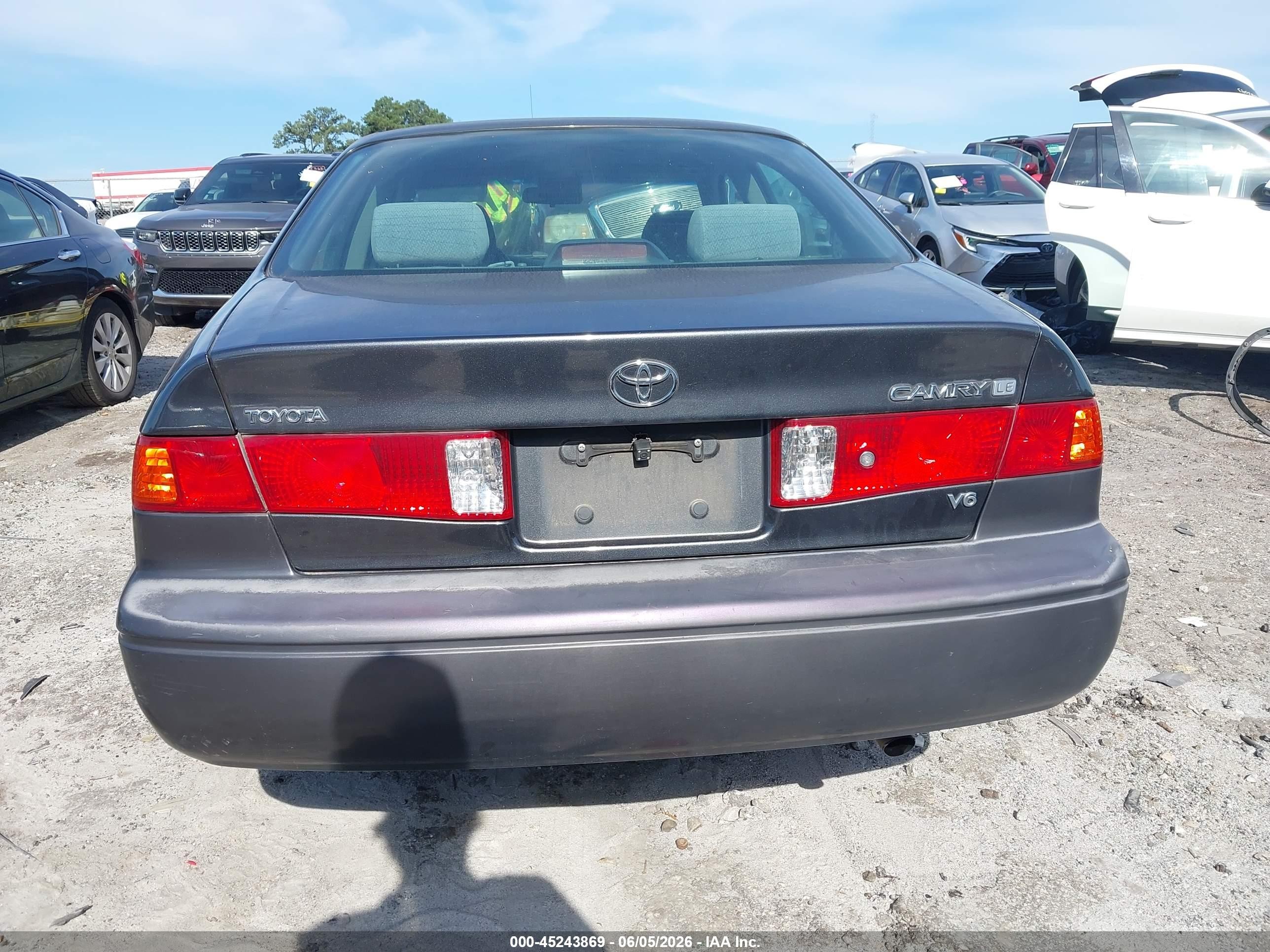 2000 Toyota Camry Le V6 Black vin: 4T1BF22KXYU943014