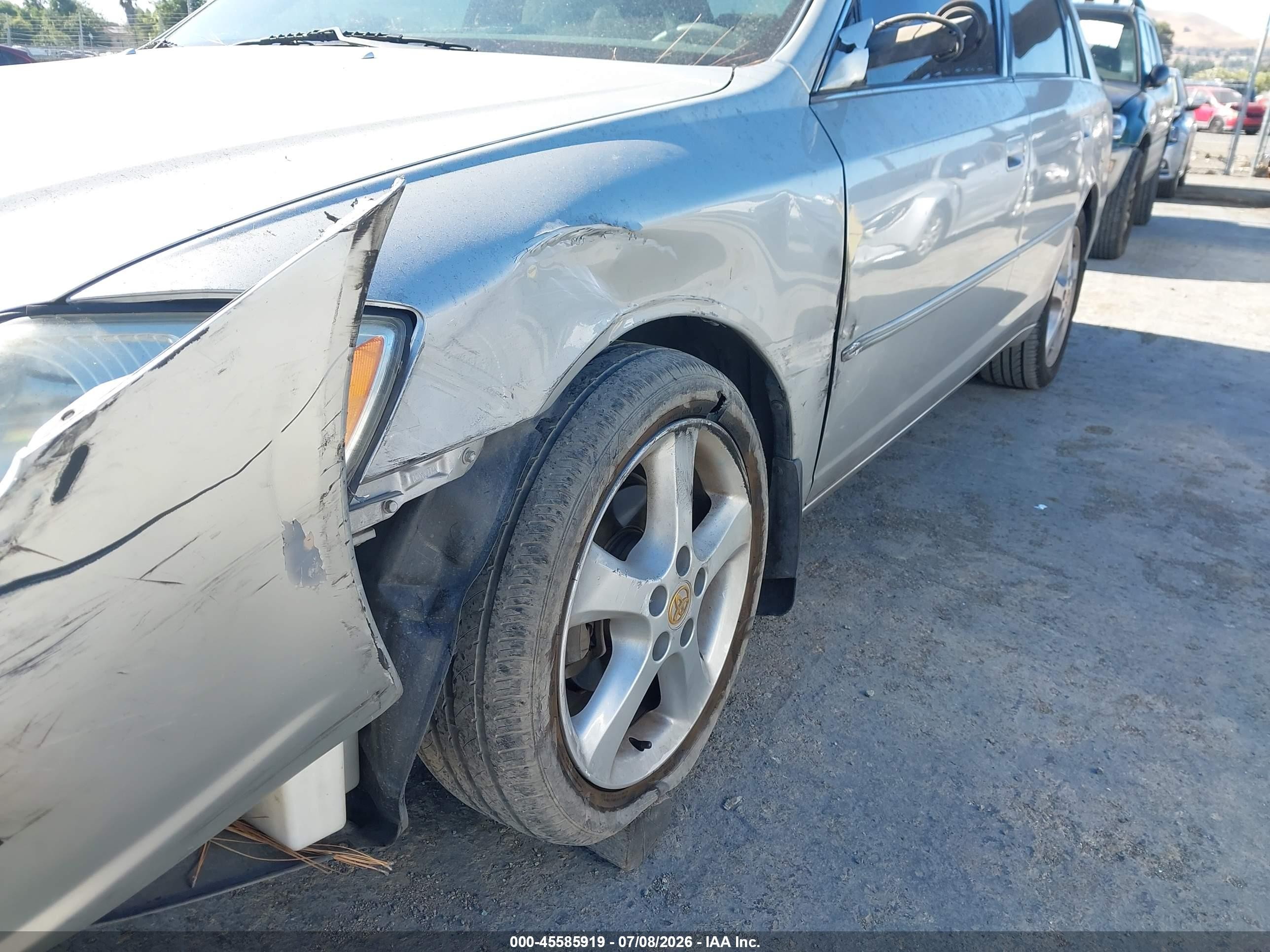 2001 Toyota Avalon Xls Silver vin: 4T1BF28B01U156957