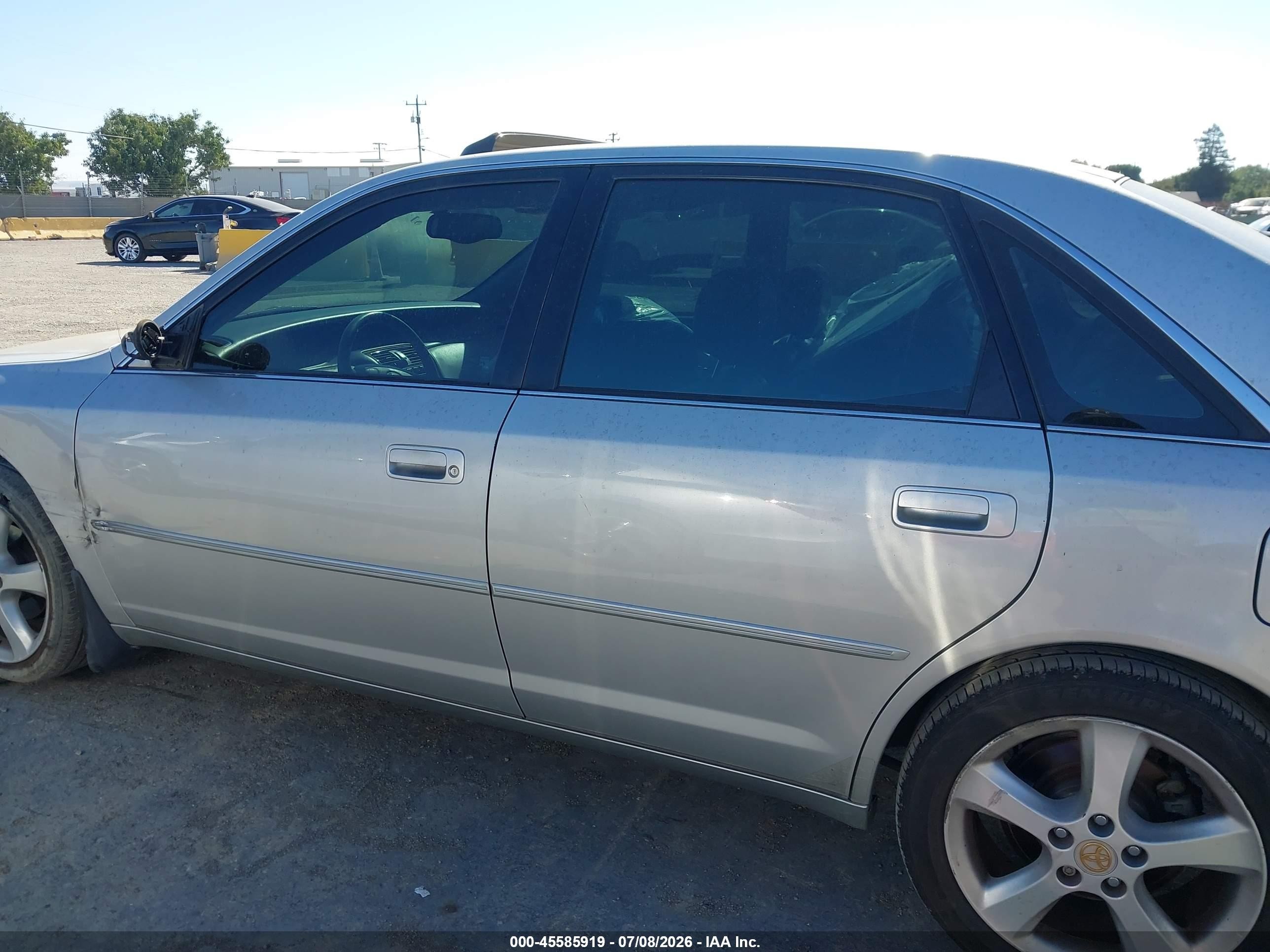 2001 Toyota Avalon Xls Silver vin: 4T1BF28B01U156957