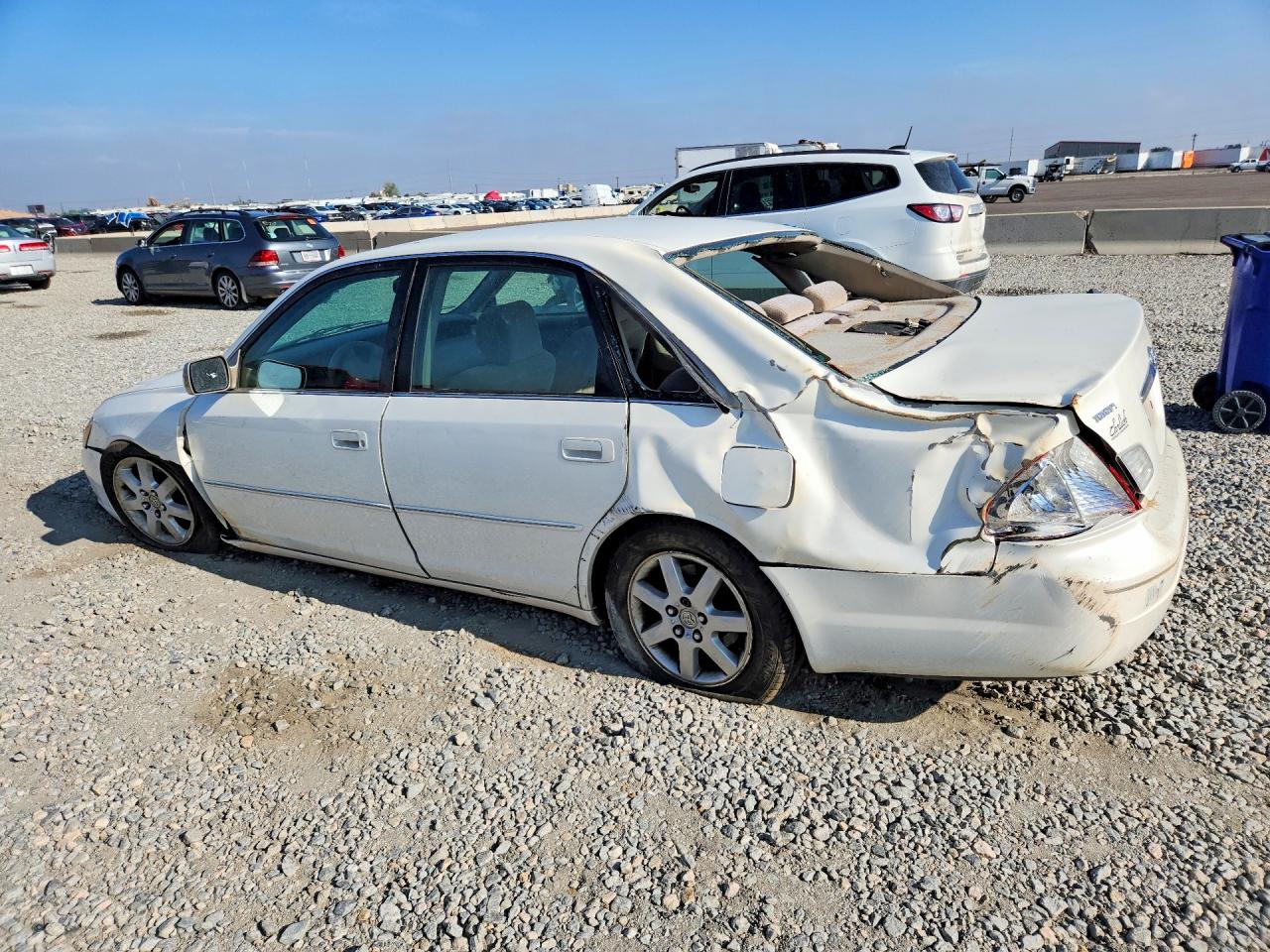2001 Toyota Avalon Xls White vin: 4T1BF28B01U175993