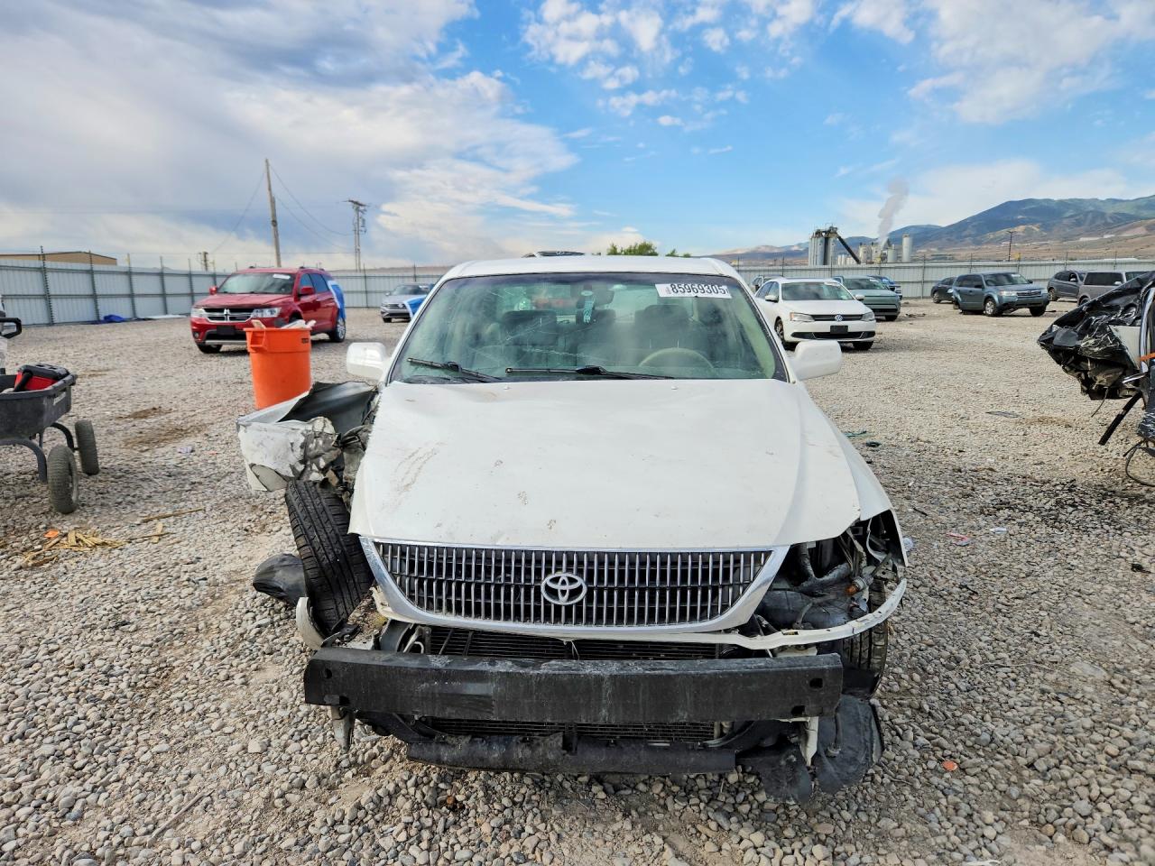 2001 Toyota Avalon Xl White vin: 4T1BF28B01U177338