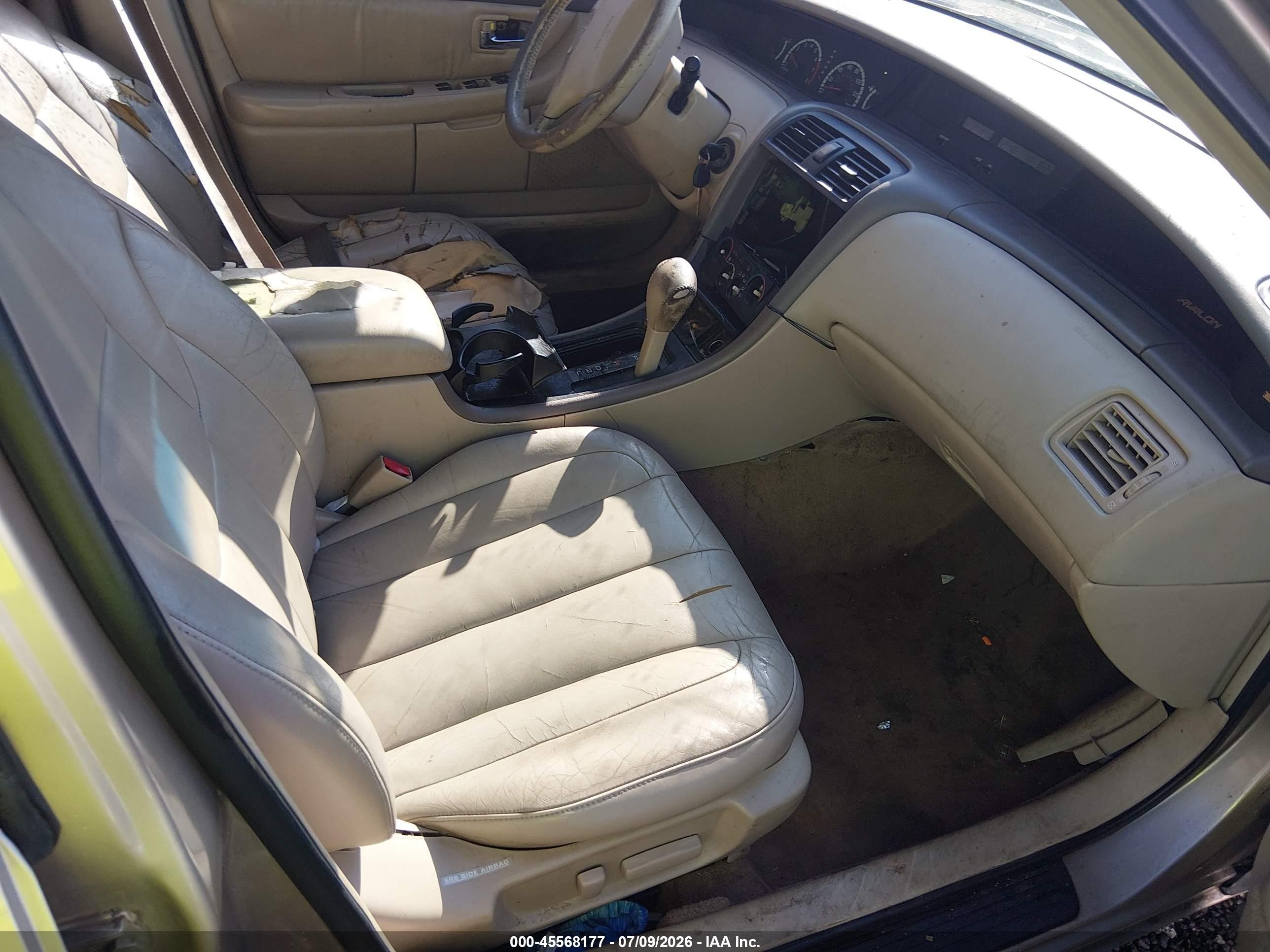 2001 Toyota Avalon Xl Gold vin: 4T1BF28B01U177856