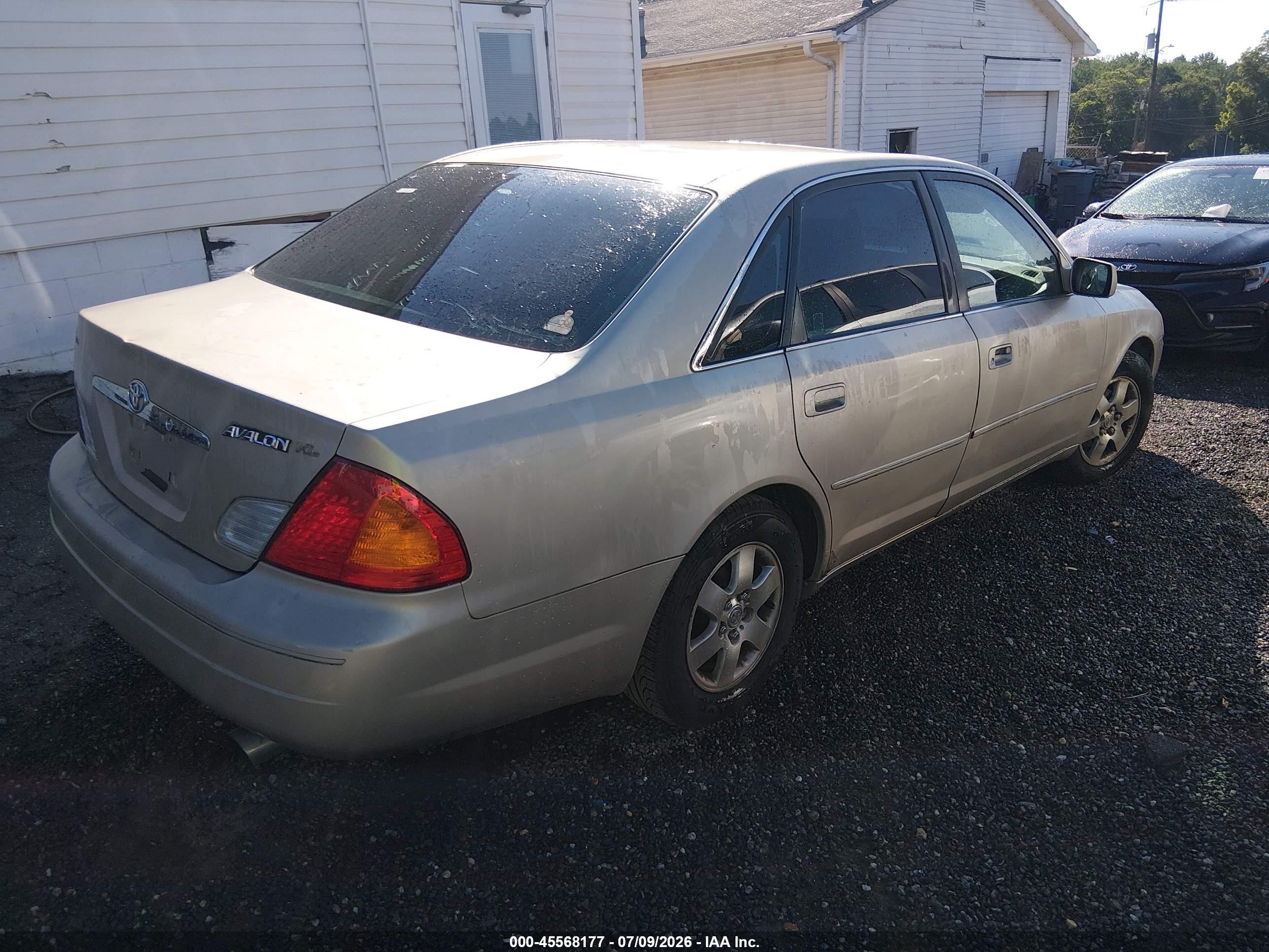 2001 Toyota Avalon Xl Gold vin: 4T1BF28B01U177856