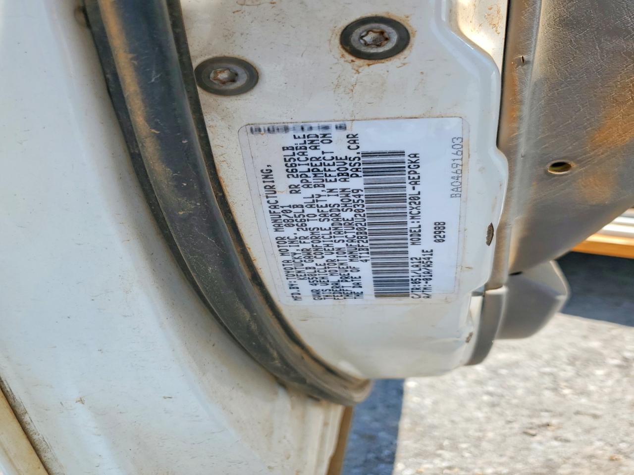 2002 Toyota Alavon White vin: 4T1BF28B02U203549