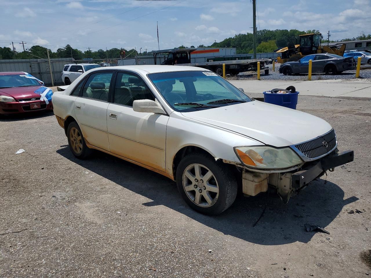 2002 Toyota Alavon White vin: 4T1BF28B02U203549