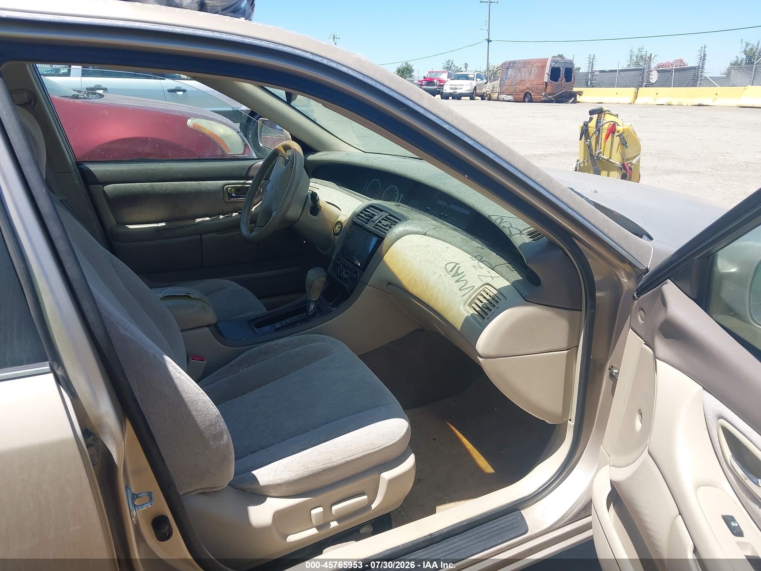 2002 Toyota Avalon Xl Gold vin: 4T1BF28B02U265405