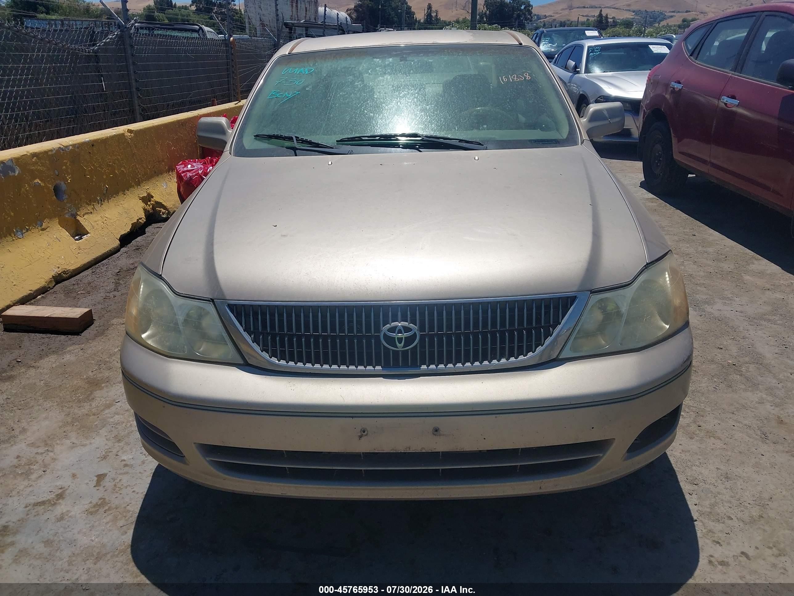 2002 Toyota Avalon Xl Gold vin: 4T1BF28B02U265405