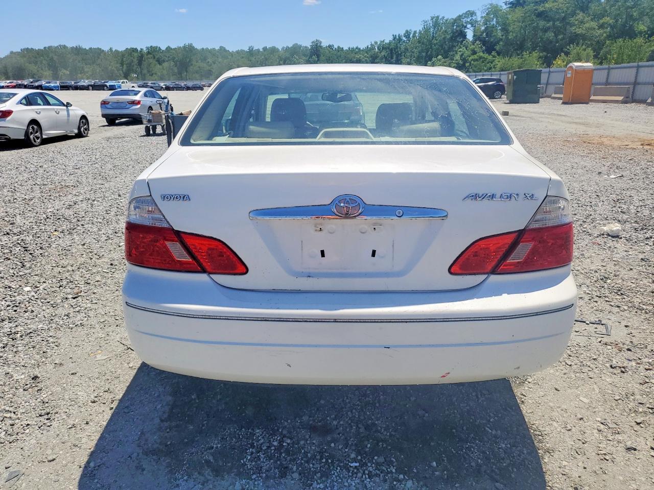 2004 Toyota Avalon Xl Белый vin: 4T1BF28B04U366799