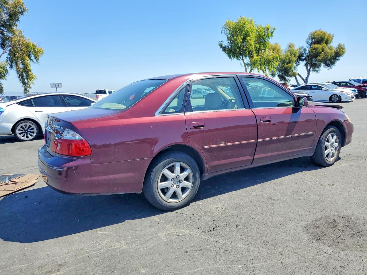 2004 Toyota Avalon Xl Maroon vin: 4T1BF28B04U373963