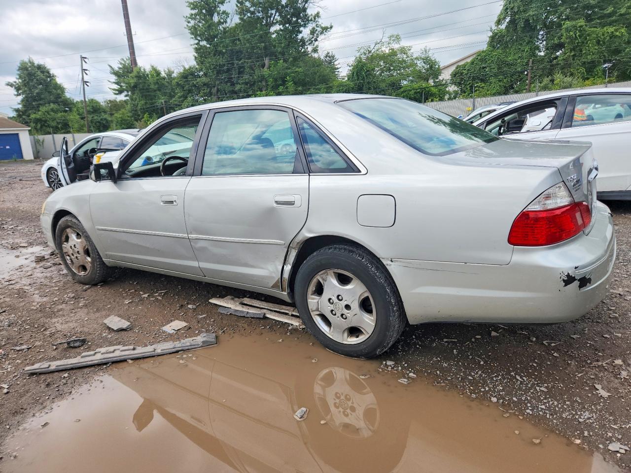 2004 Toyota Avalon Xls Silver vin: 4T1BF28B04U381934