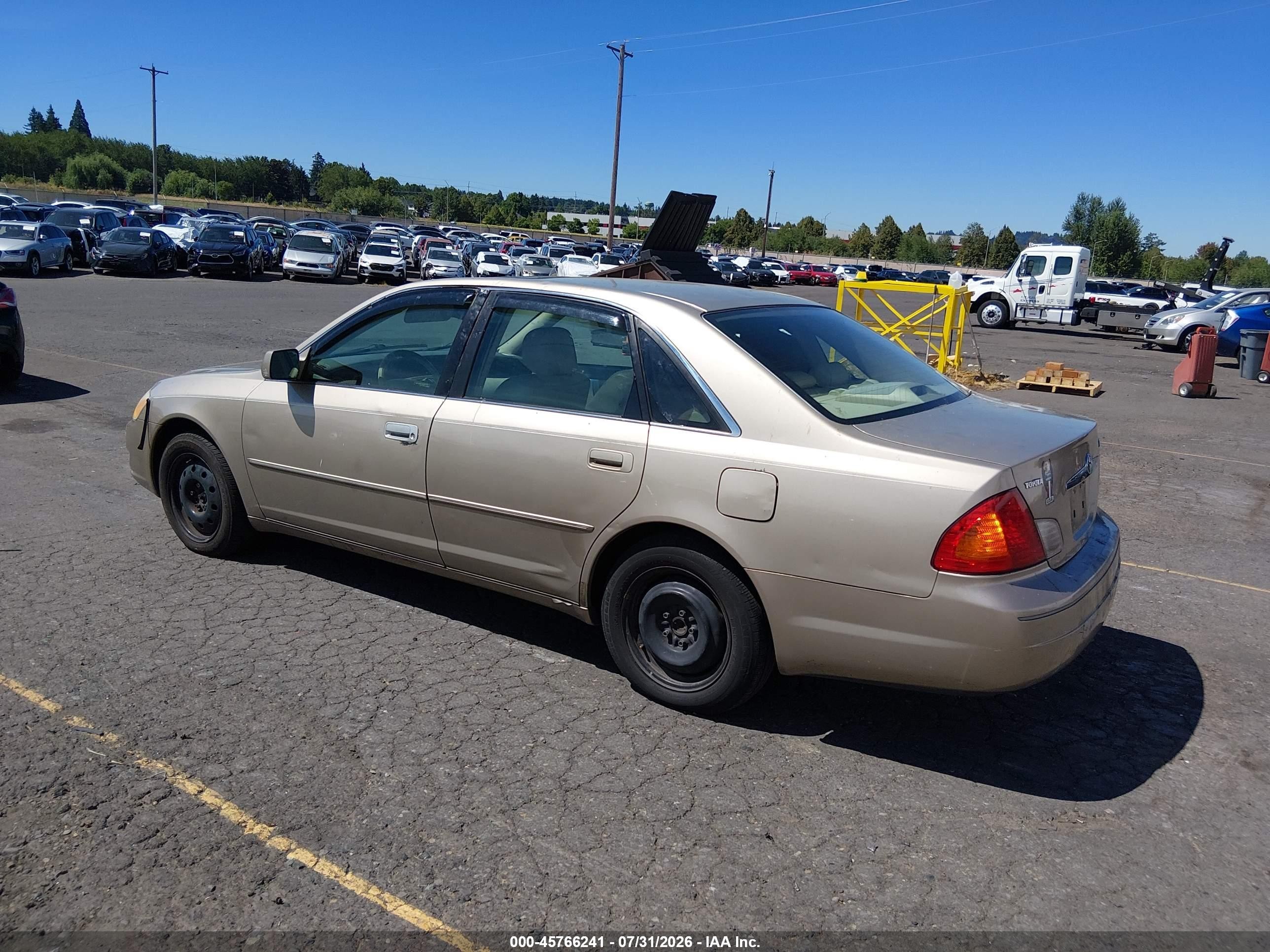 2000 Toyota Avalon Xls Золотой vin: 4T1BF28B0YU009371
