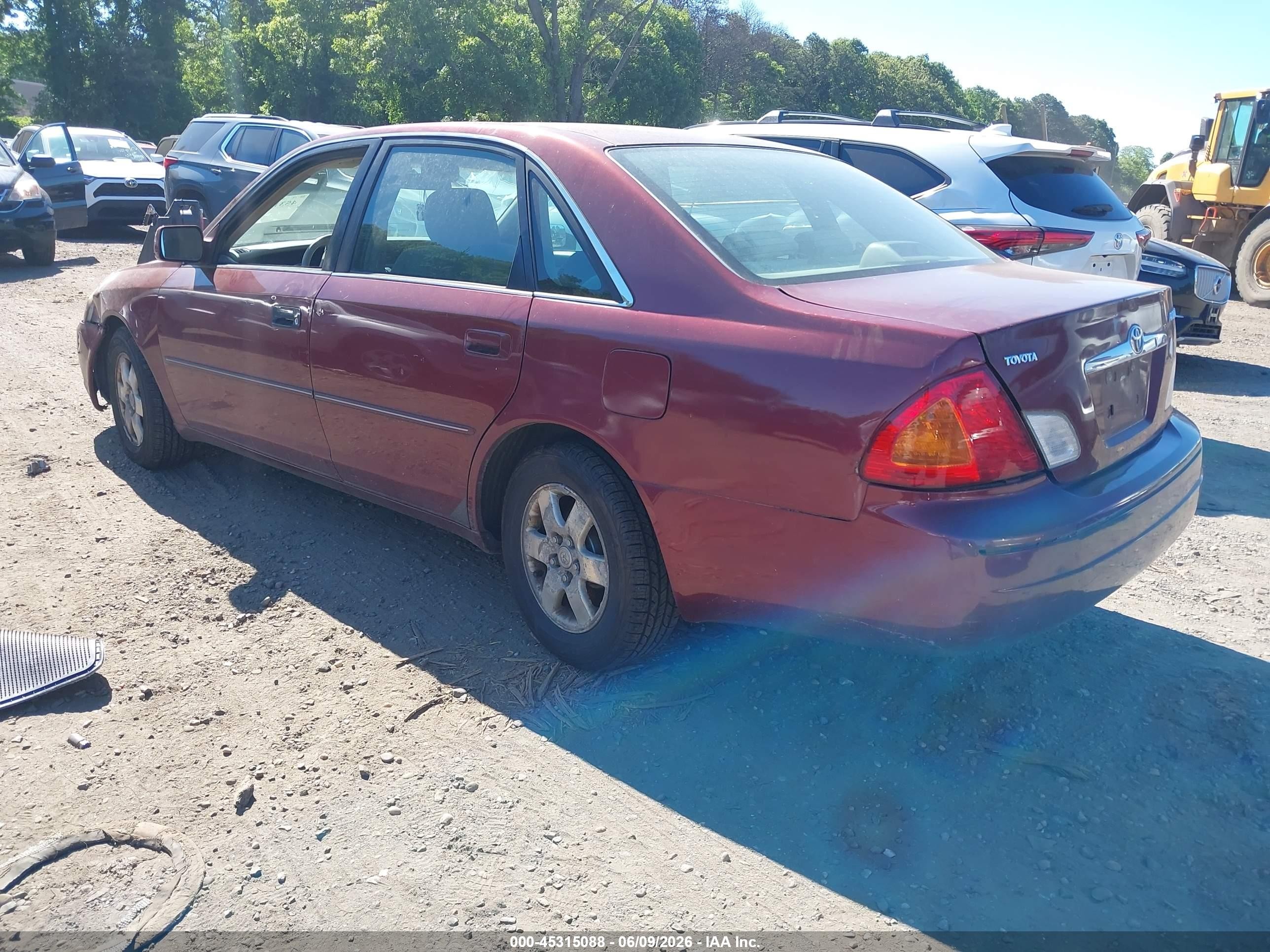 2000 Toyota Avalon Xl Red vin: 4T1BF28B0YU016711