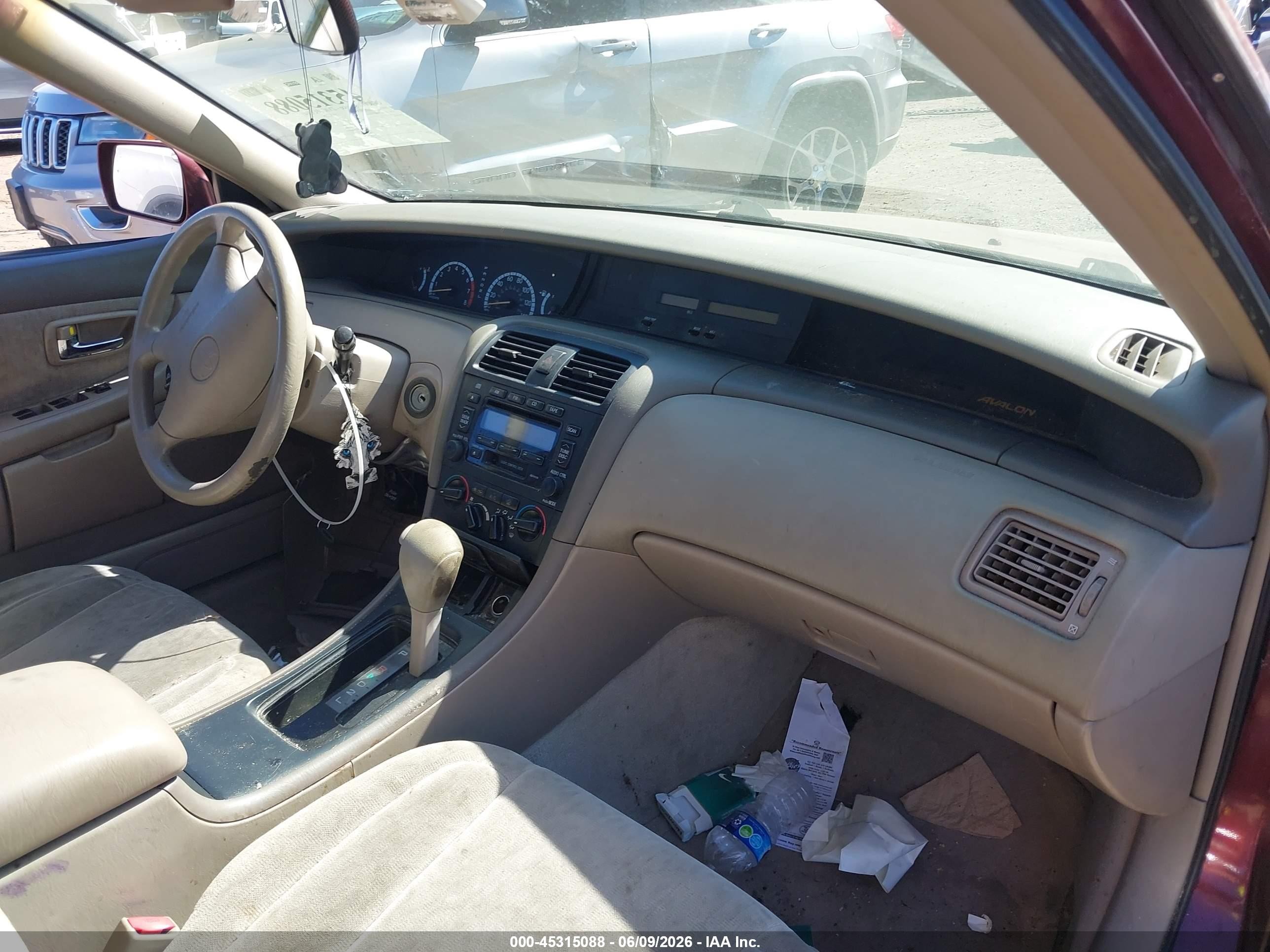 2000 Toyota Avalon Xl Red vin: 4T1BF28B0YU016711