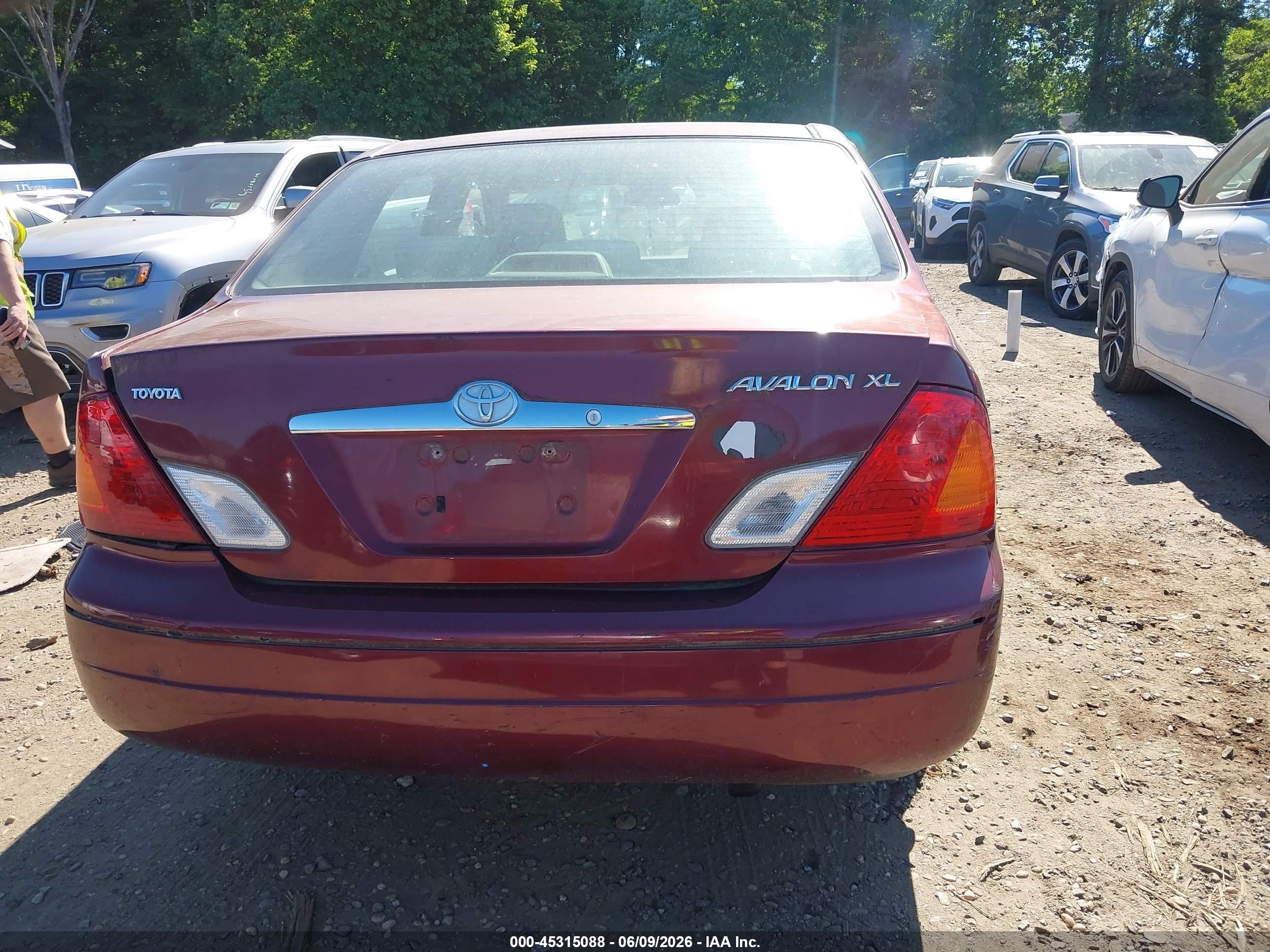 2000 Toyota Avalon Xl Red vin: 4T1BF28B0YU016711